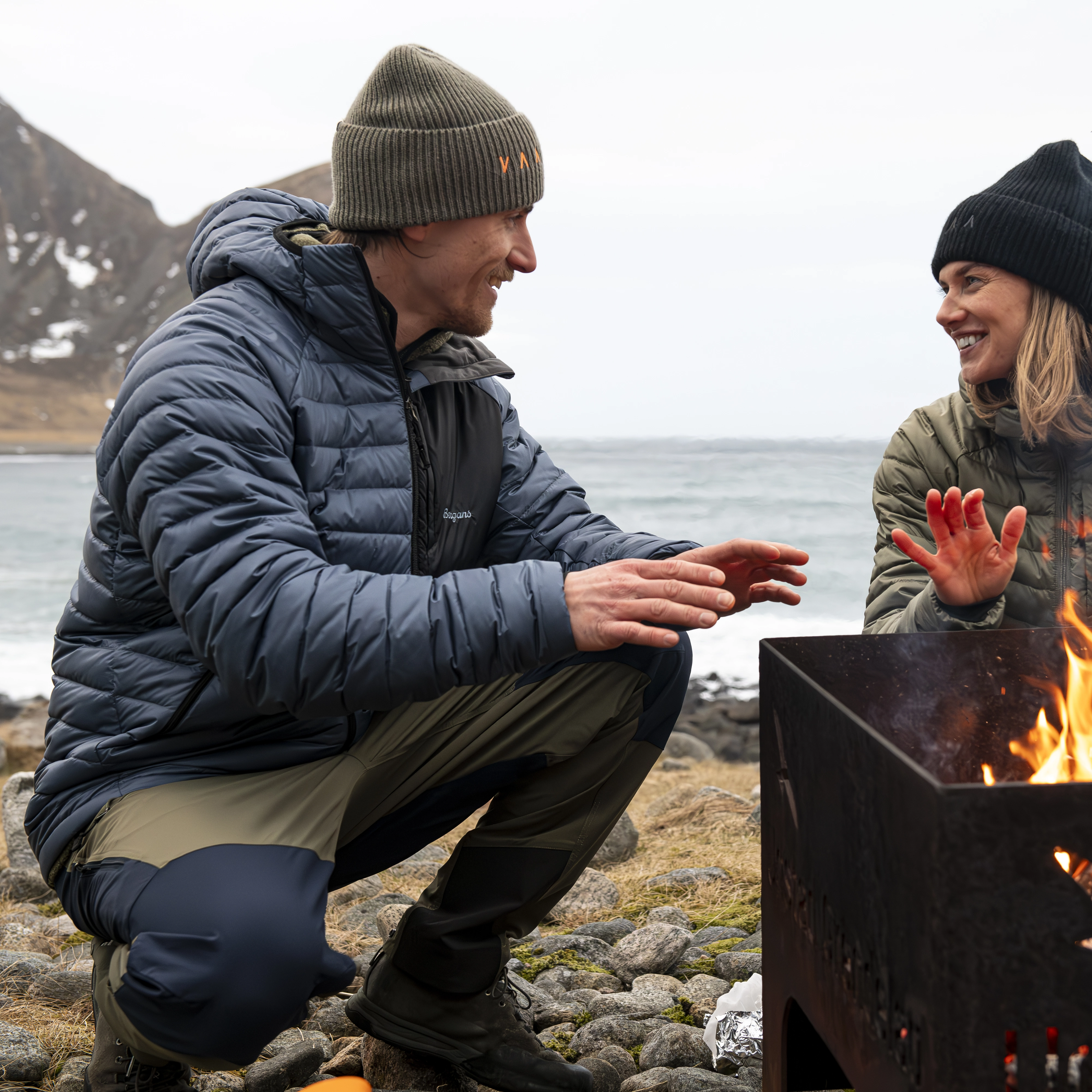 Vaagaa Light Down Jacket Hood Men