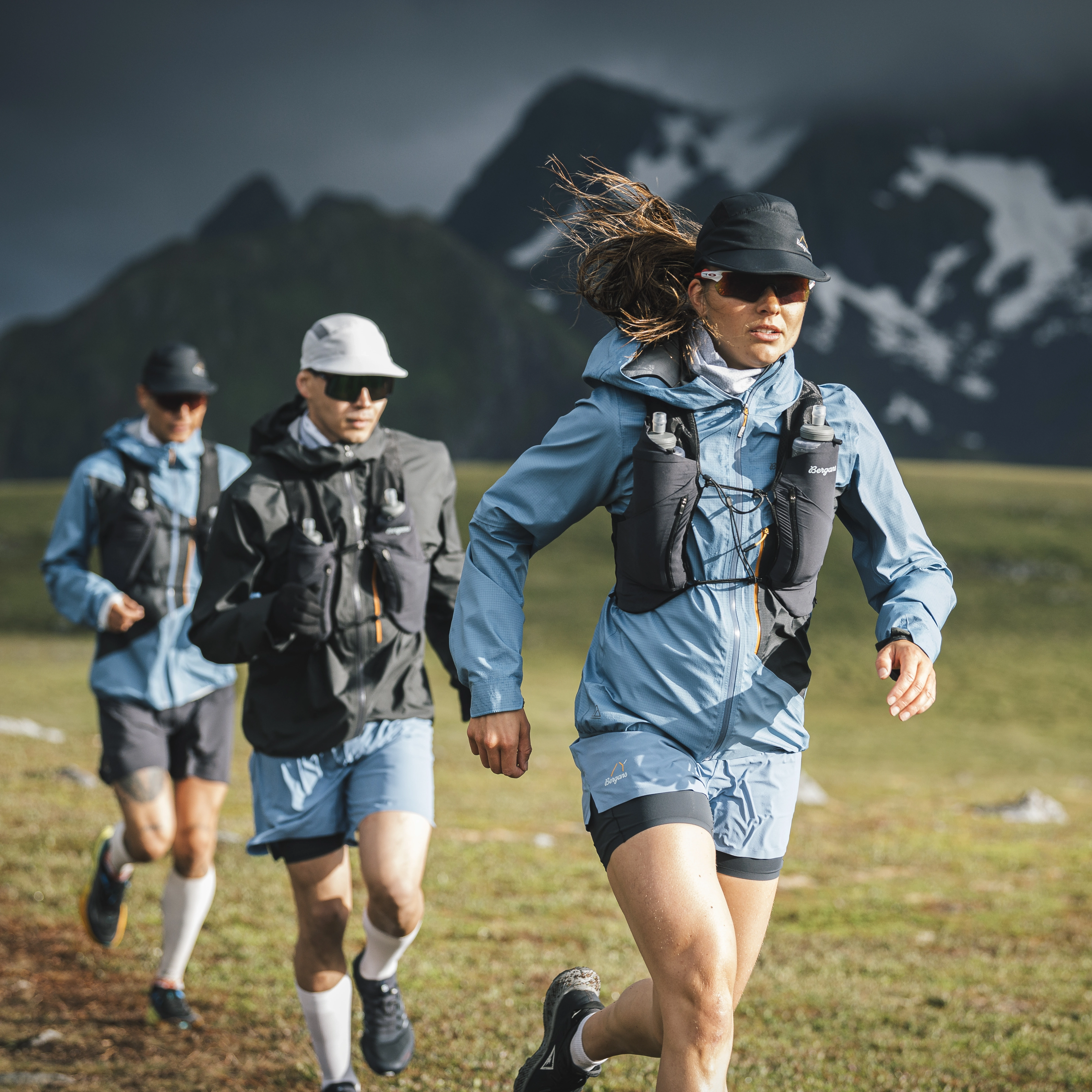 Tind Merino Hood Jacket Women