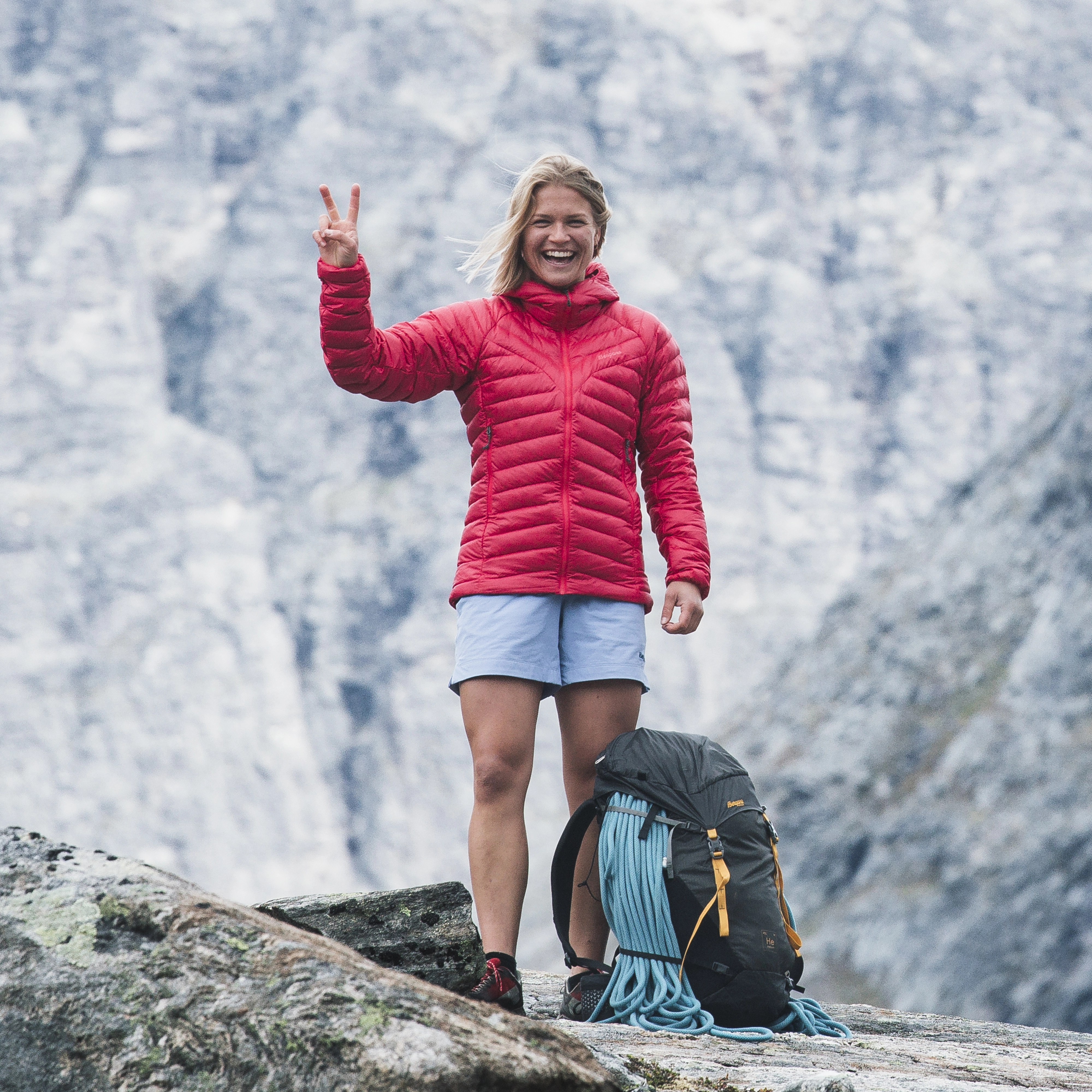 Tind Light Down Jacket Hood Women