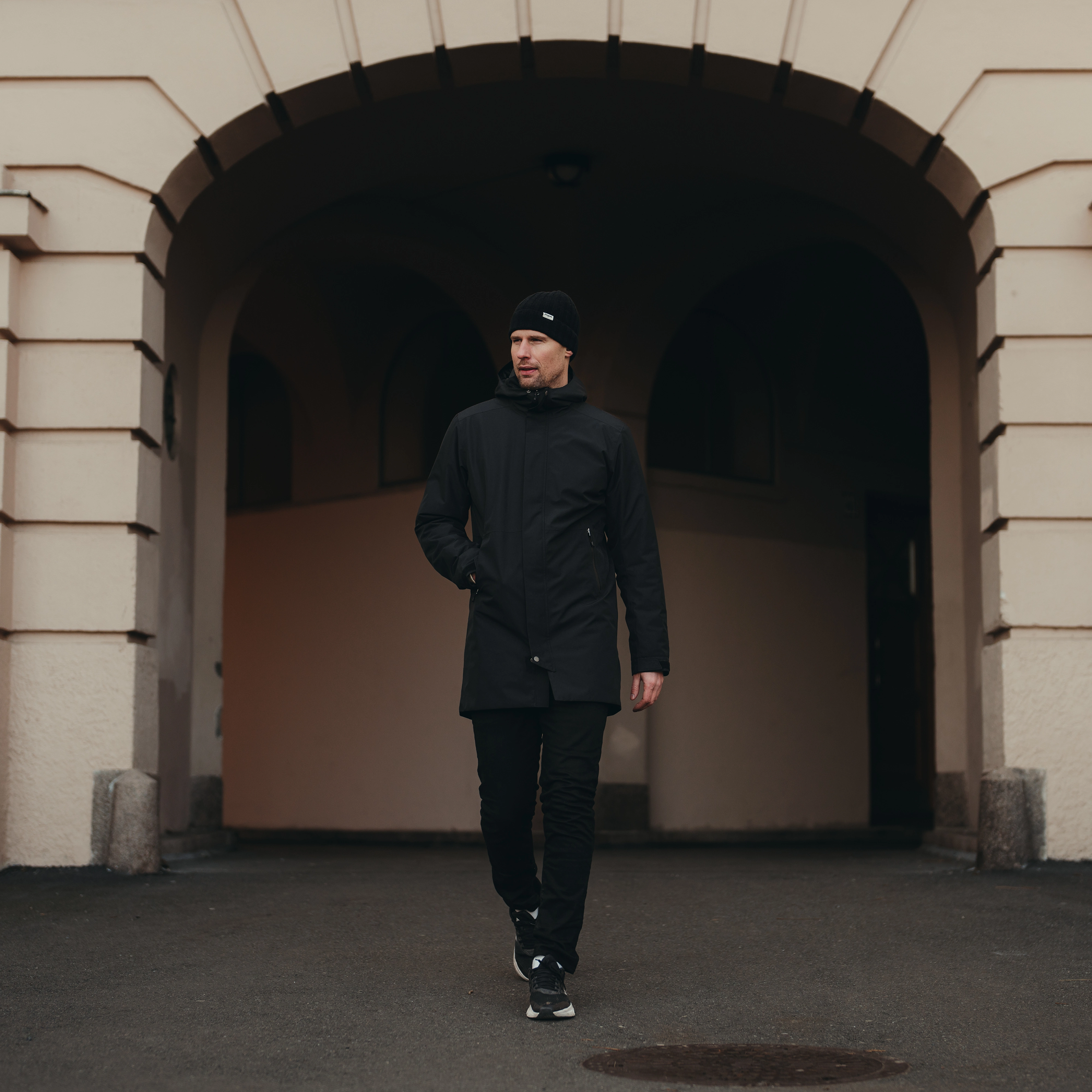 Essentials 2.5L Shell Jacket Men