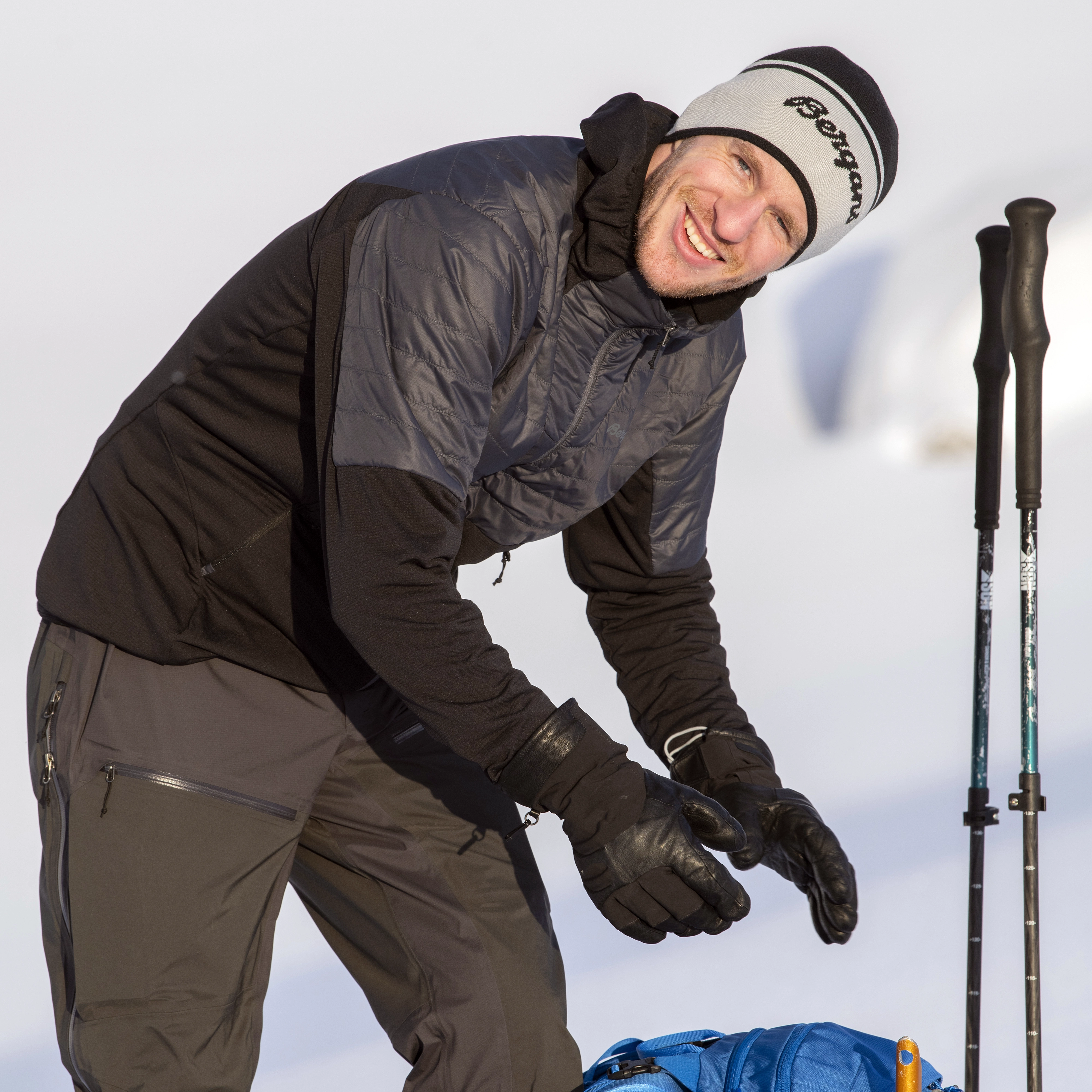 Senja Midlayer Hood Jacket