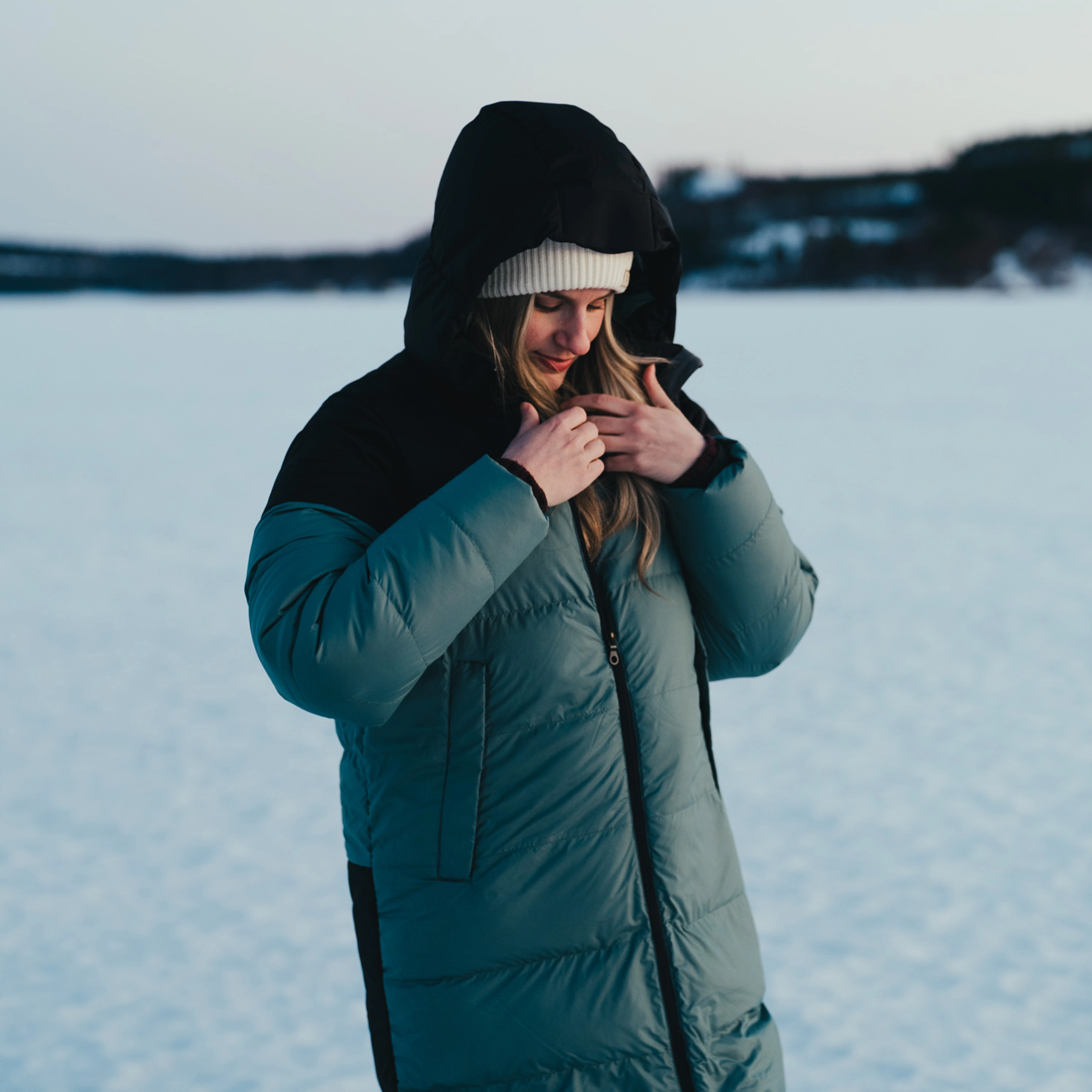 Y LightLine Weightless Down Jacket Hood Men