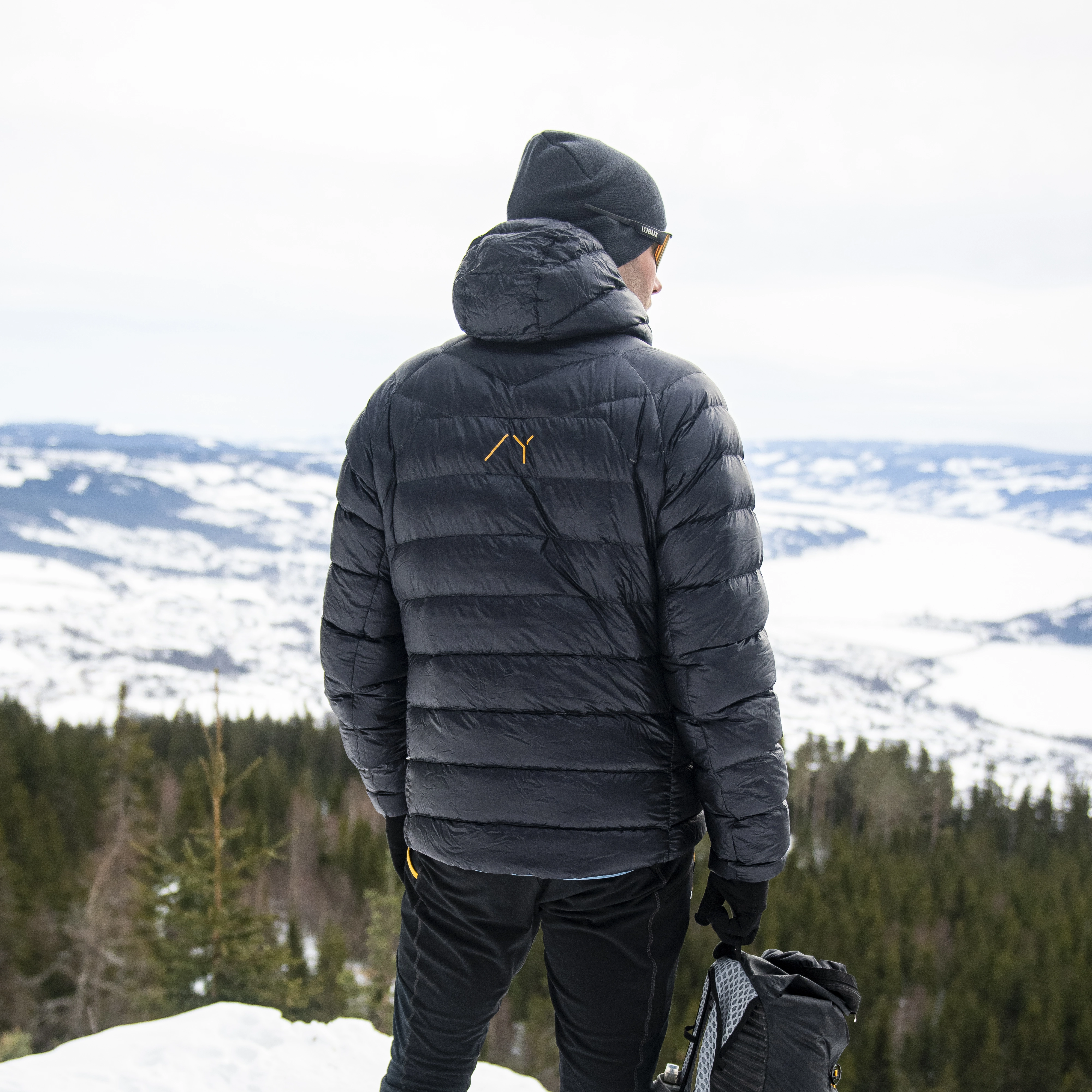 Y LightLine Weightless Down Jacket Hood Men