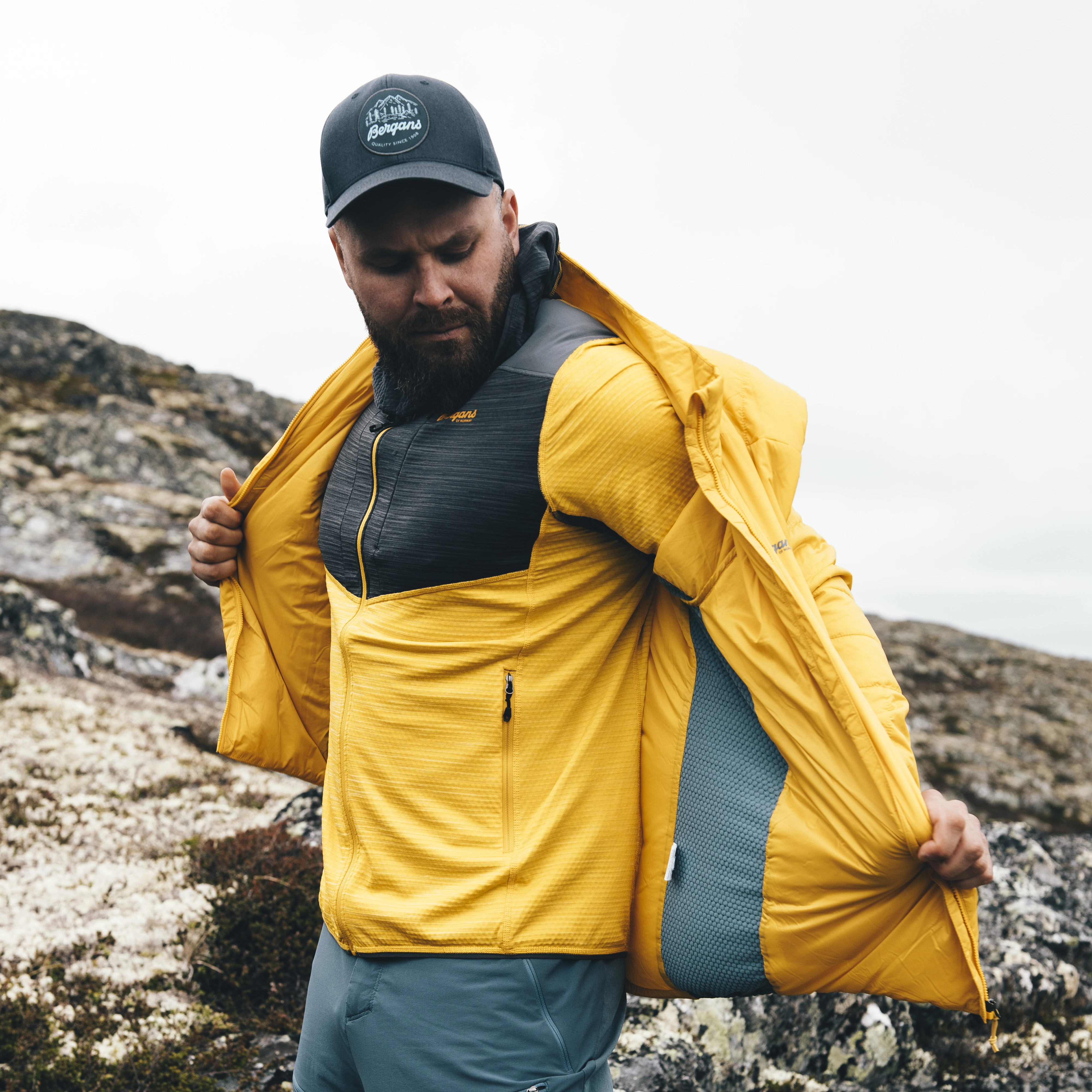 Rabot Active Mid Hood Jacket