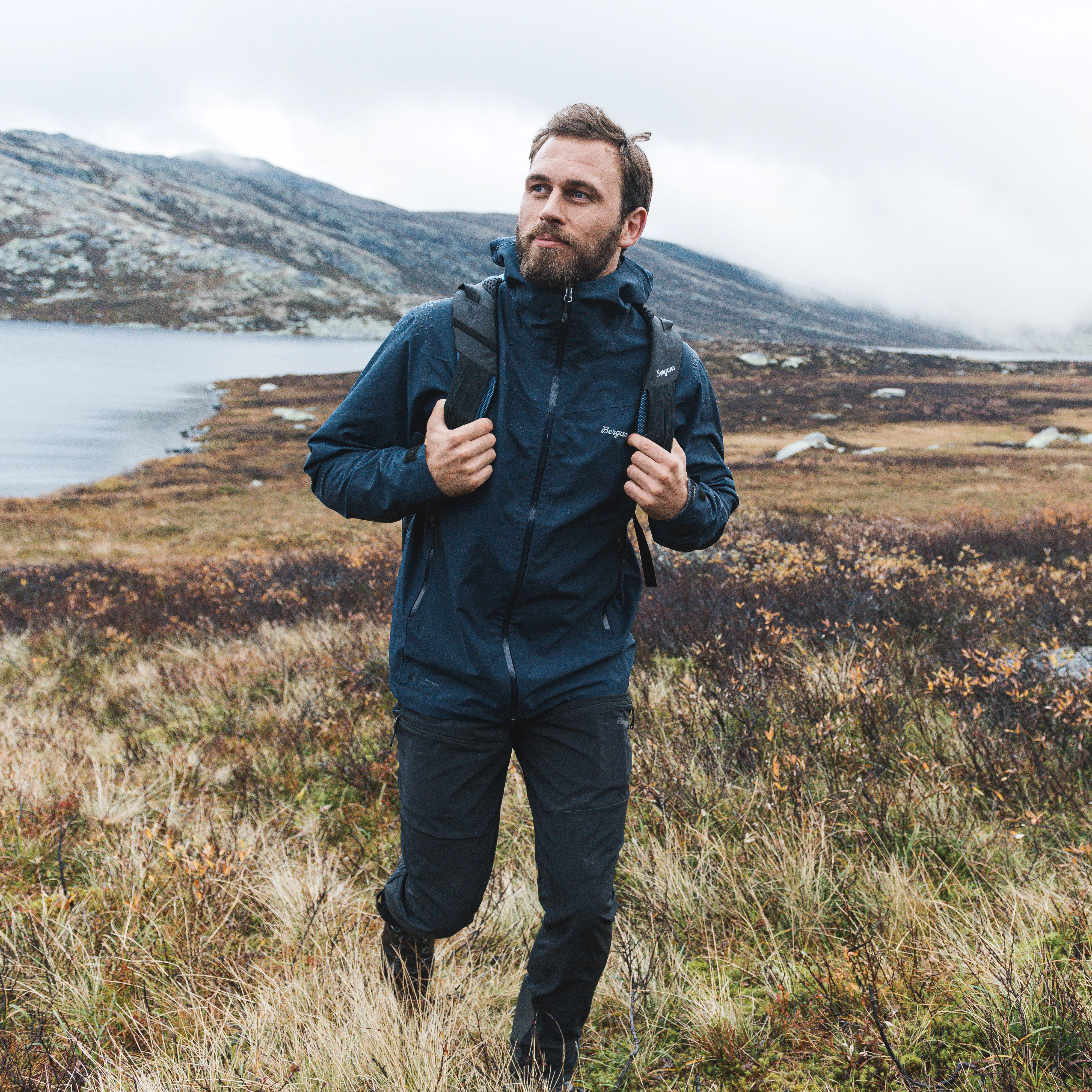 Essentials 2.5L Shell Jacket Men