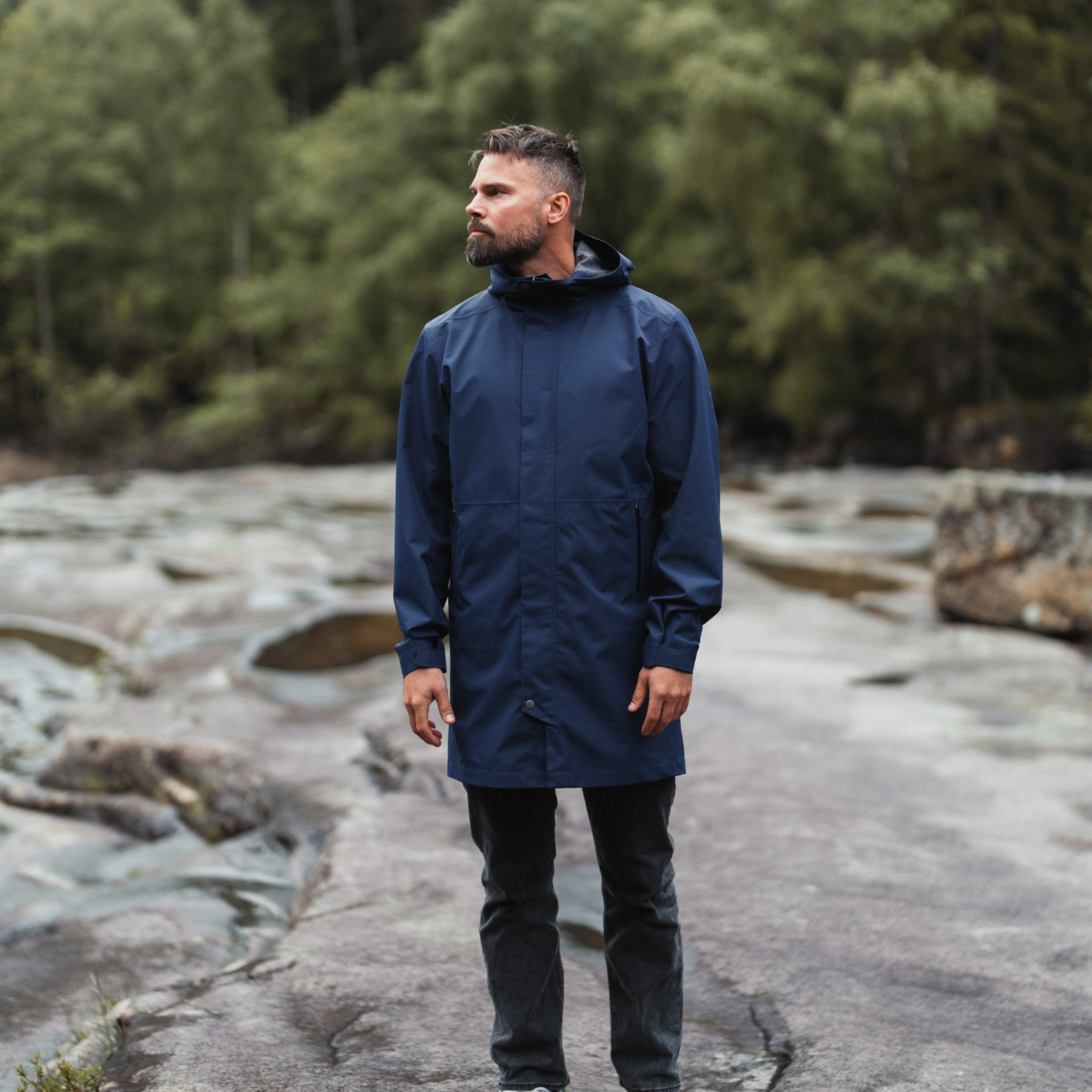 Essentials 2.5L Shell Jacket Men