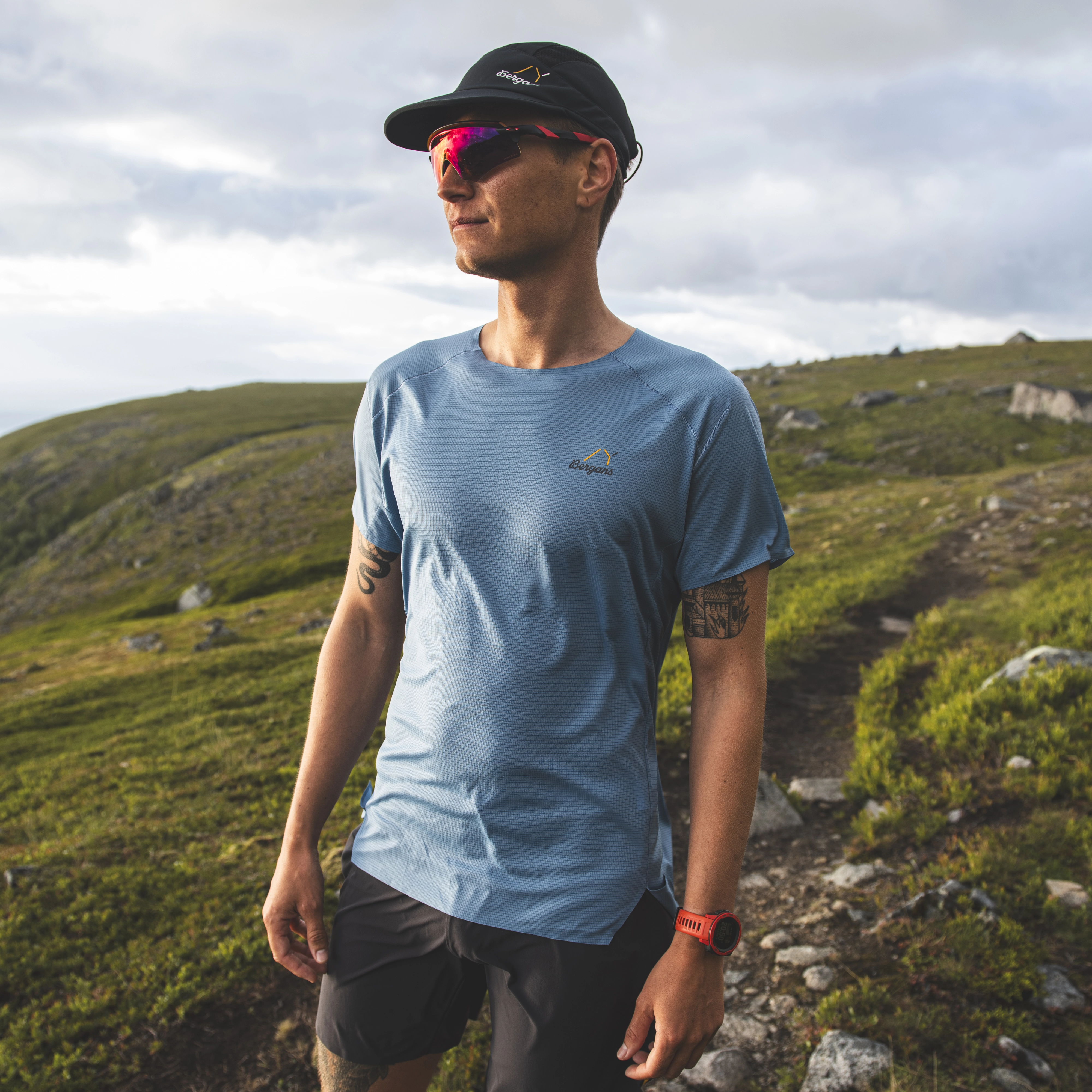 Y MountainLine Light Insulated Air Vest Men