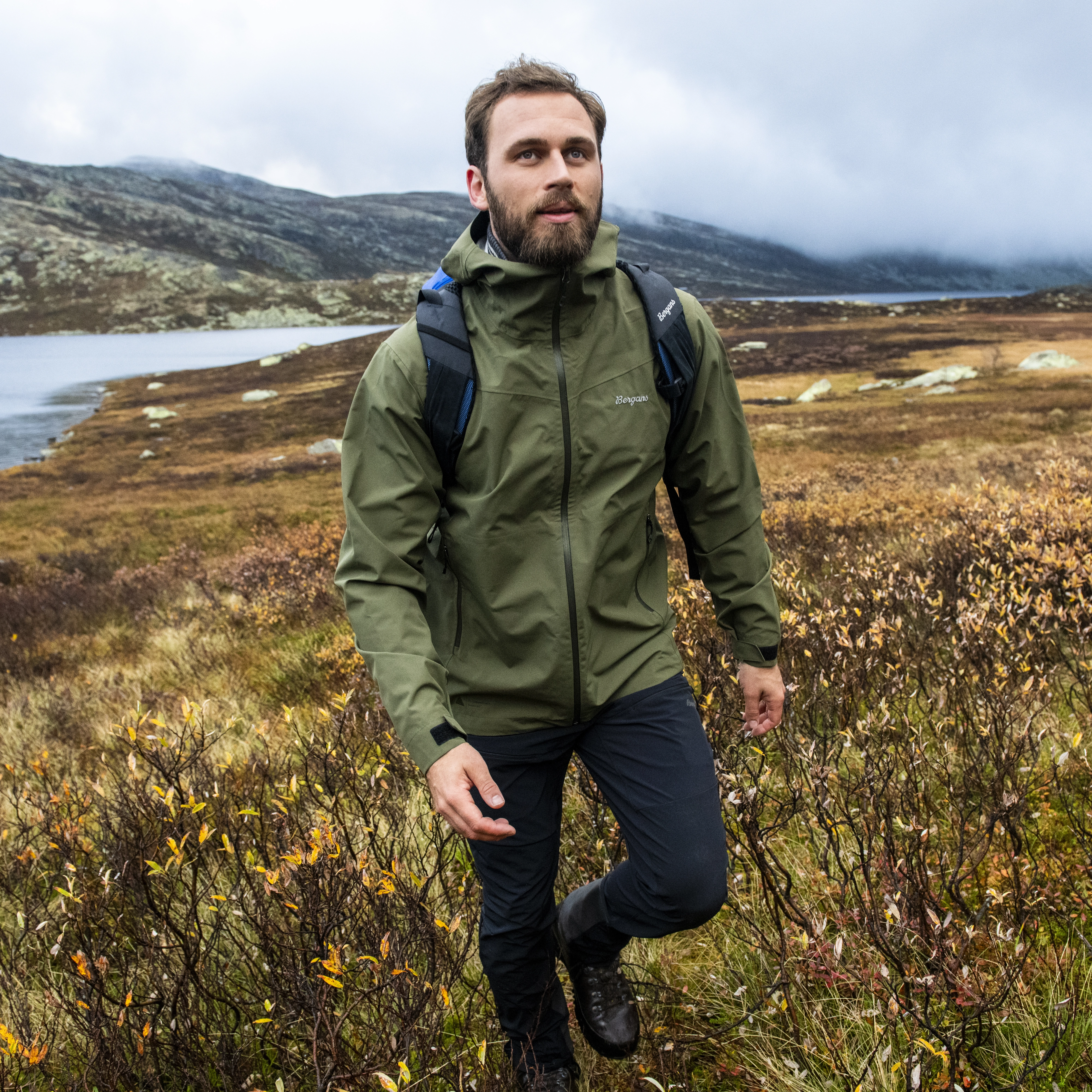 Essentials 2.5L Shell Jacket Men