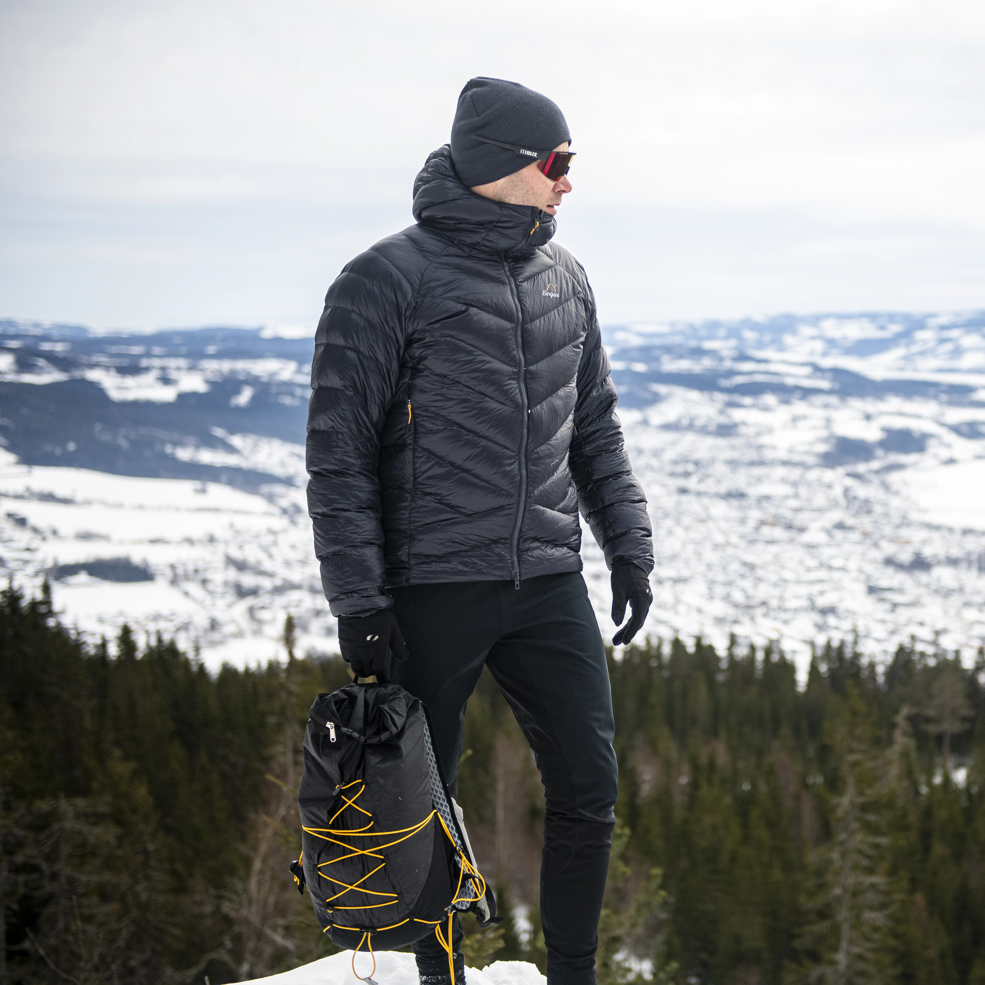 Y LightLine Weightless Down Jacket Hood Men