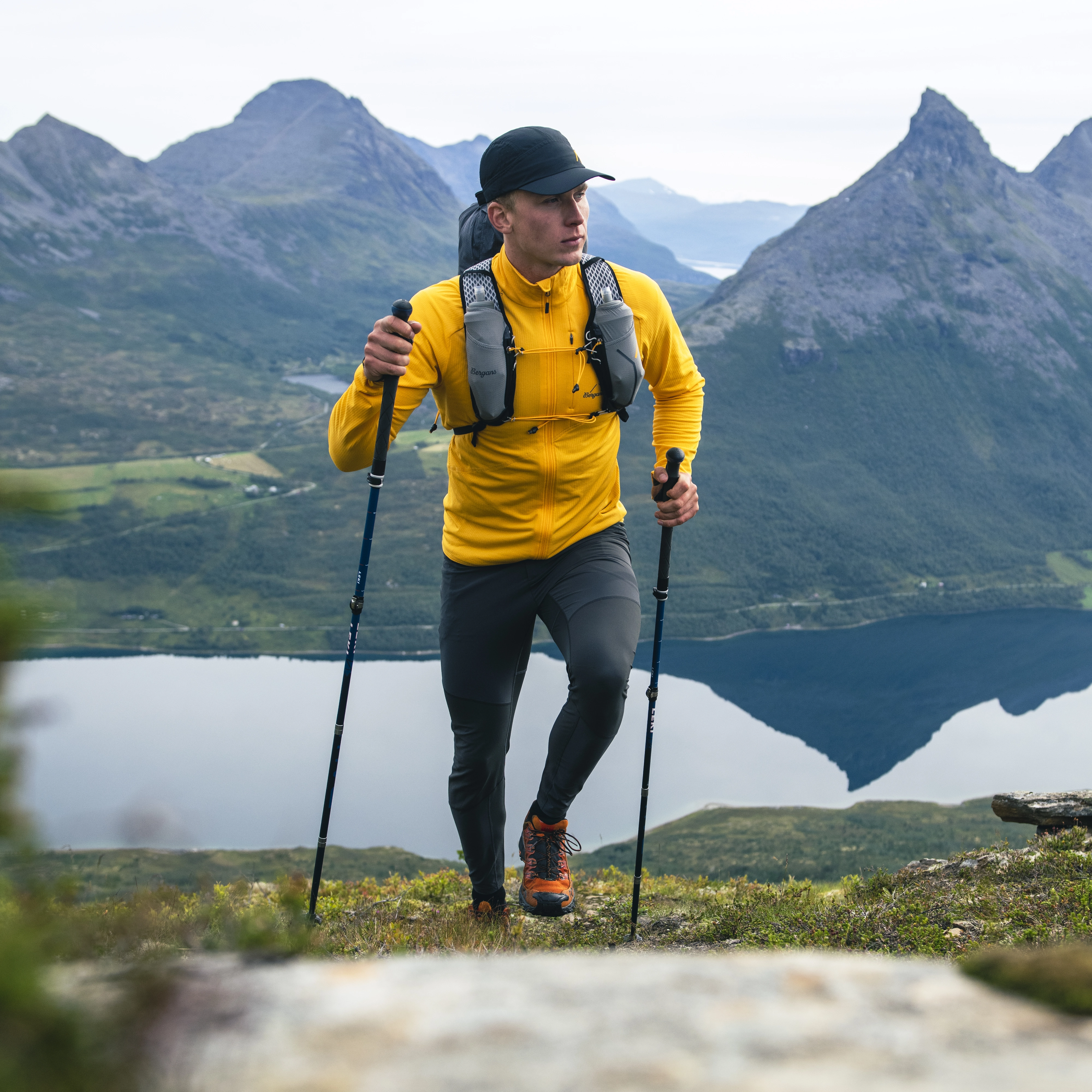 Y LightLine Essence Midlayer Jacket Men