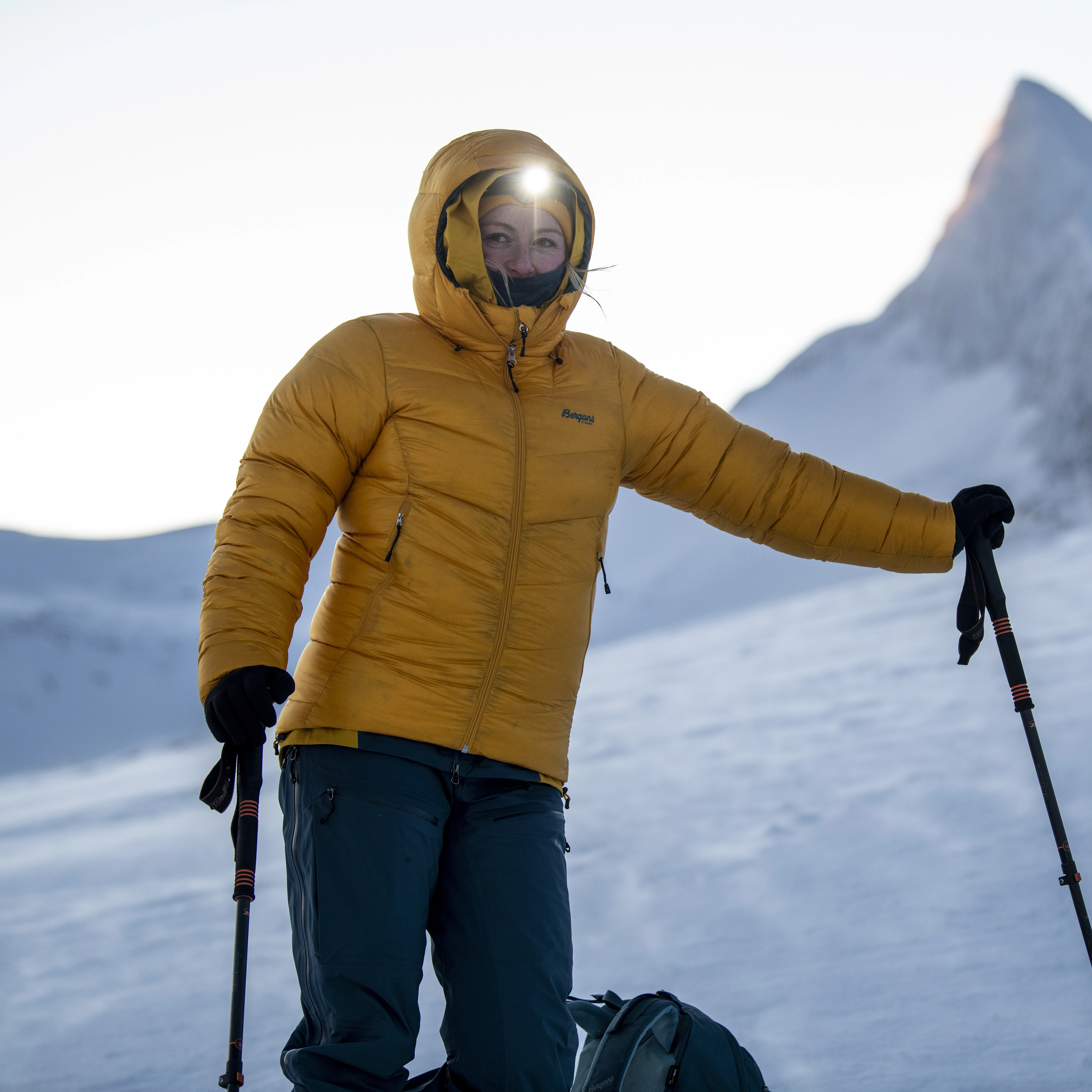 Senja Midlayer Hood W Jacket