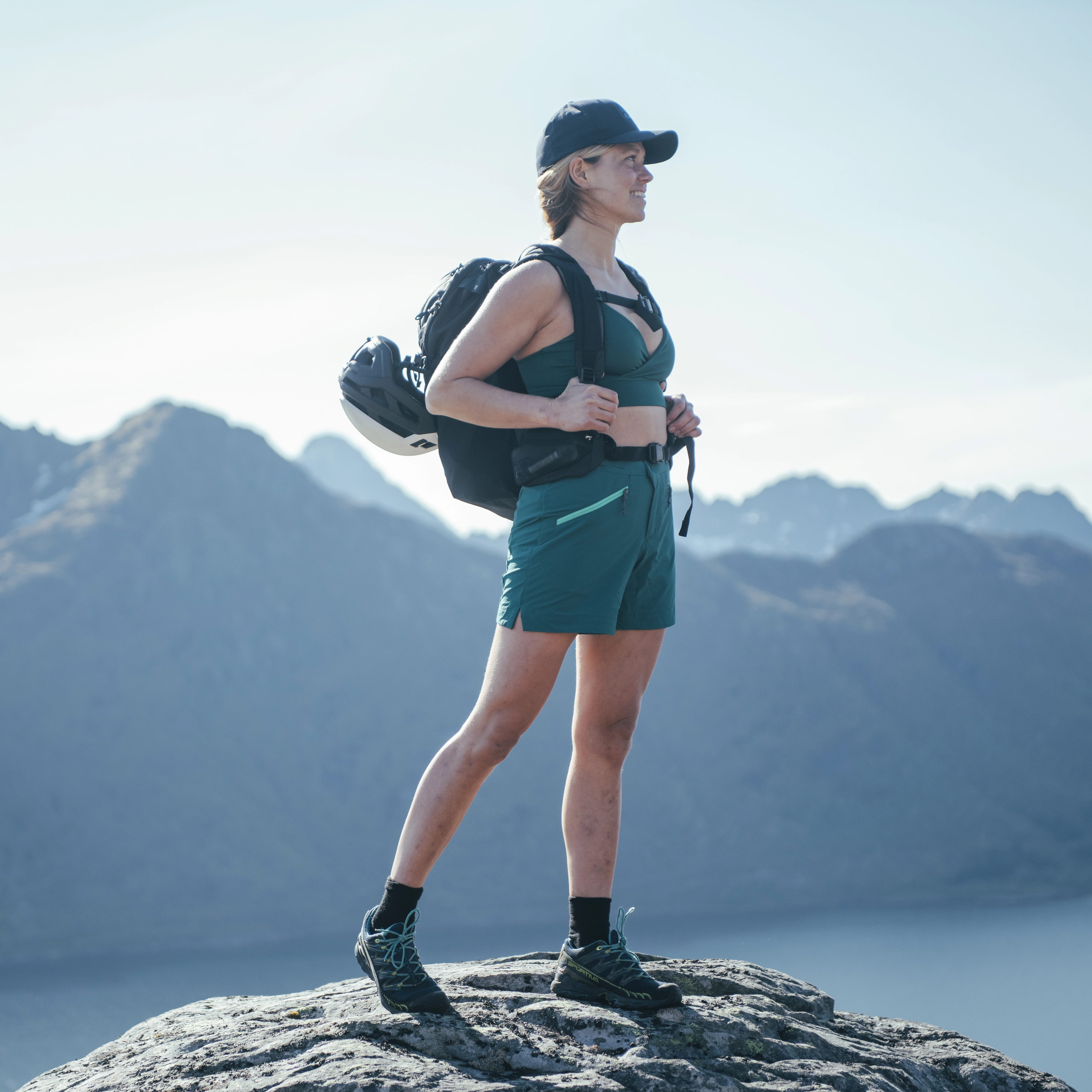 Tind Merino Hood Jacket Women