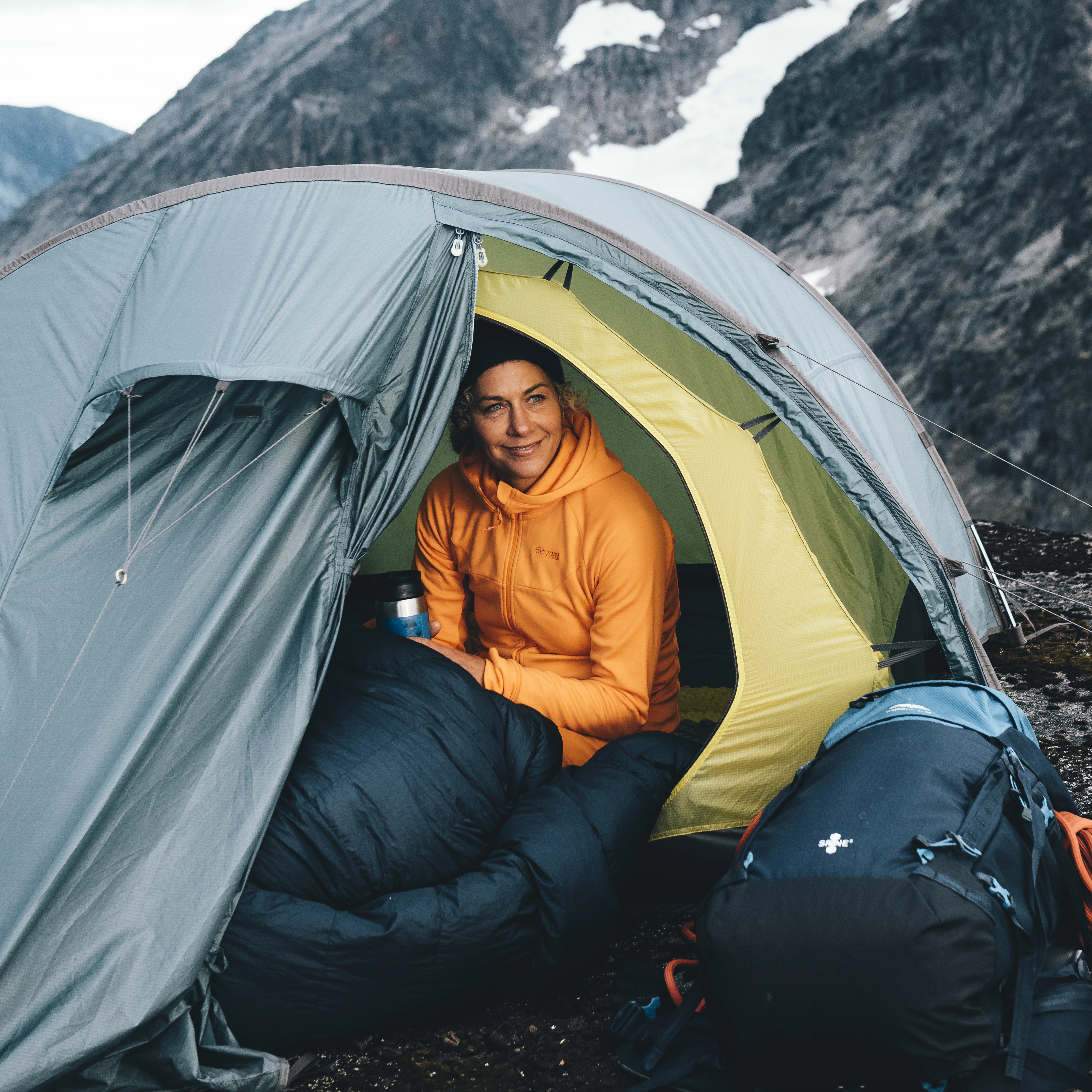 Cecilie Wool Hood Jacket