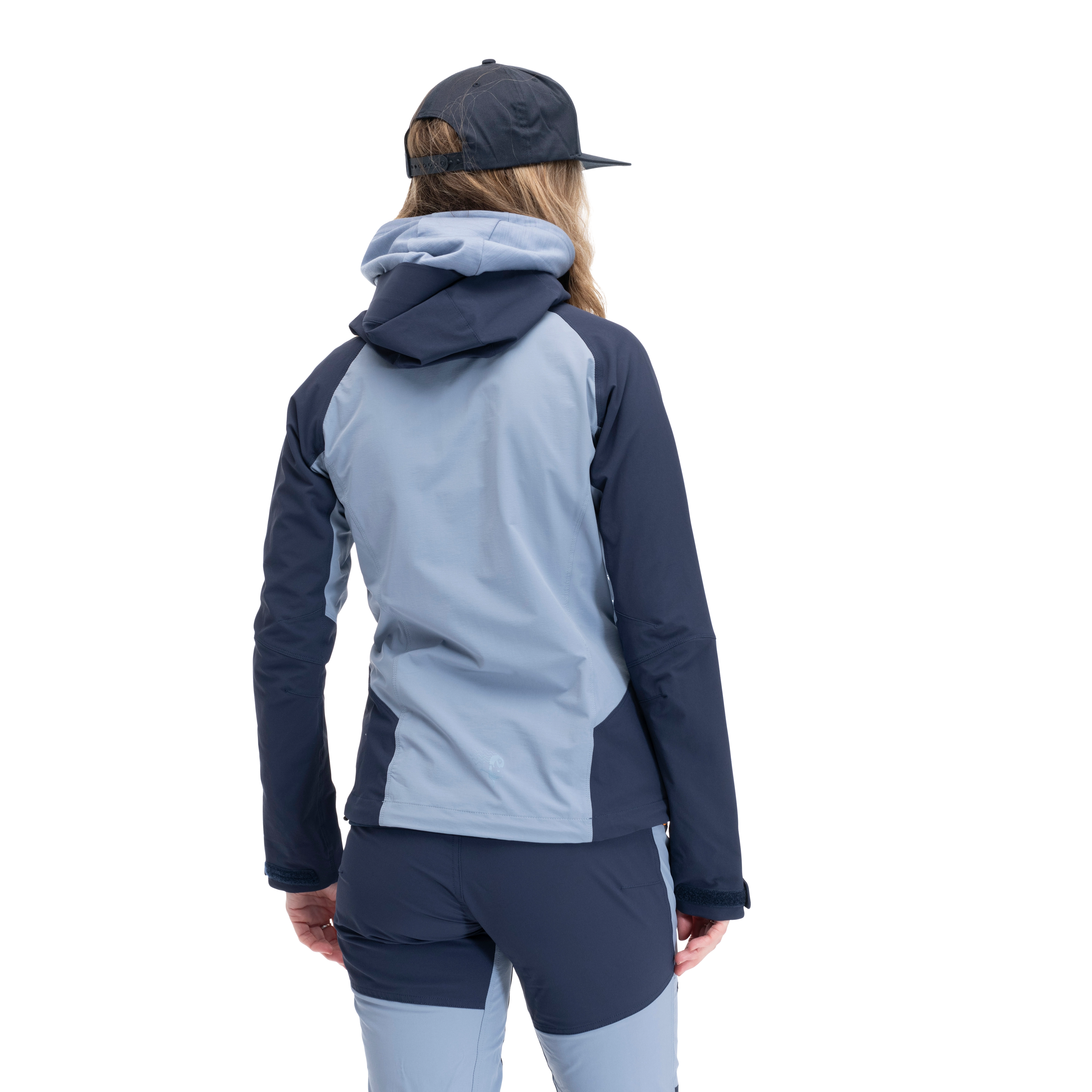 Cecilie Mountain Softshell Jacket