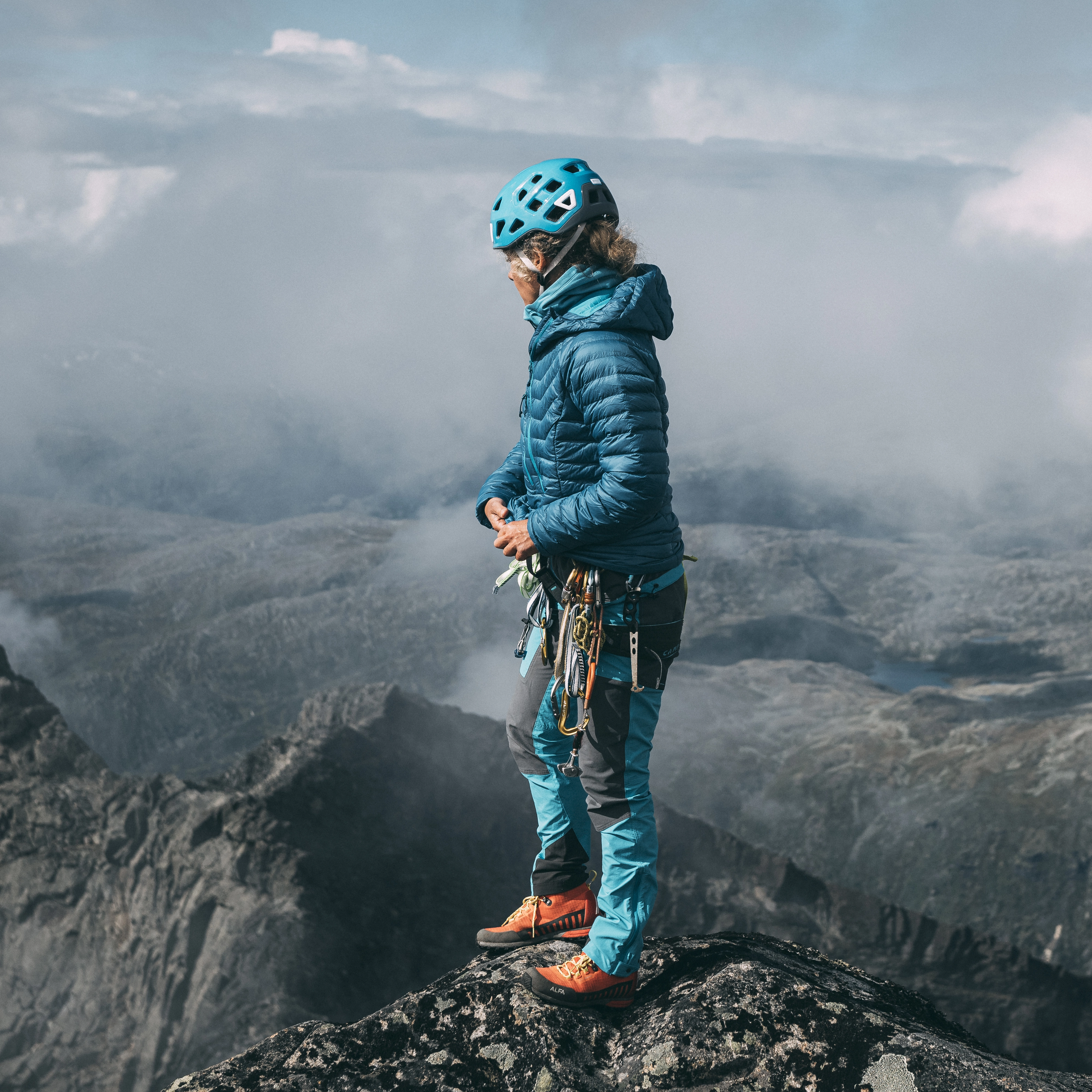 Cecilie Down Light Anorak