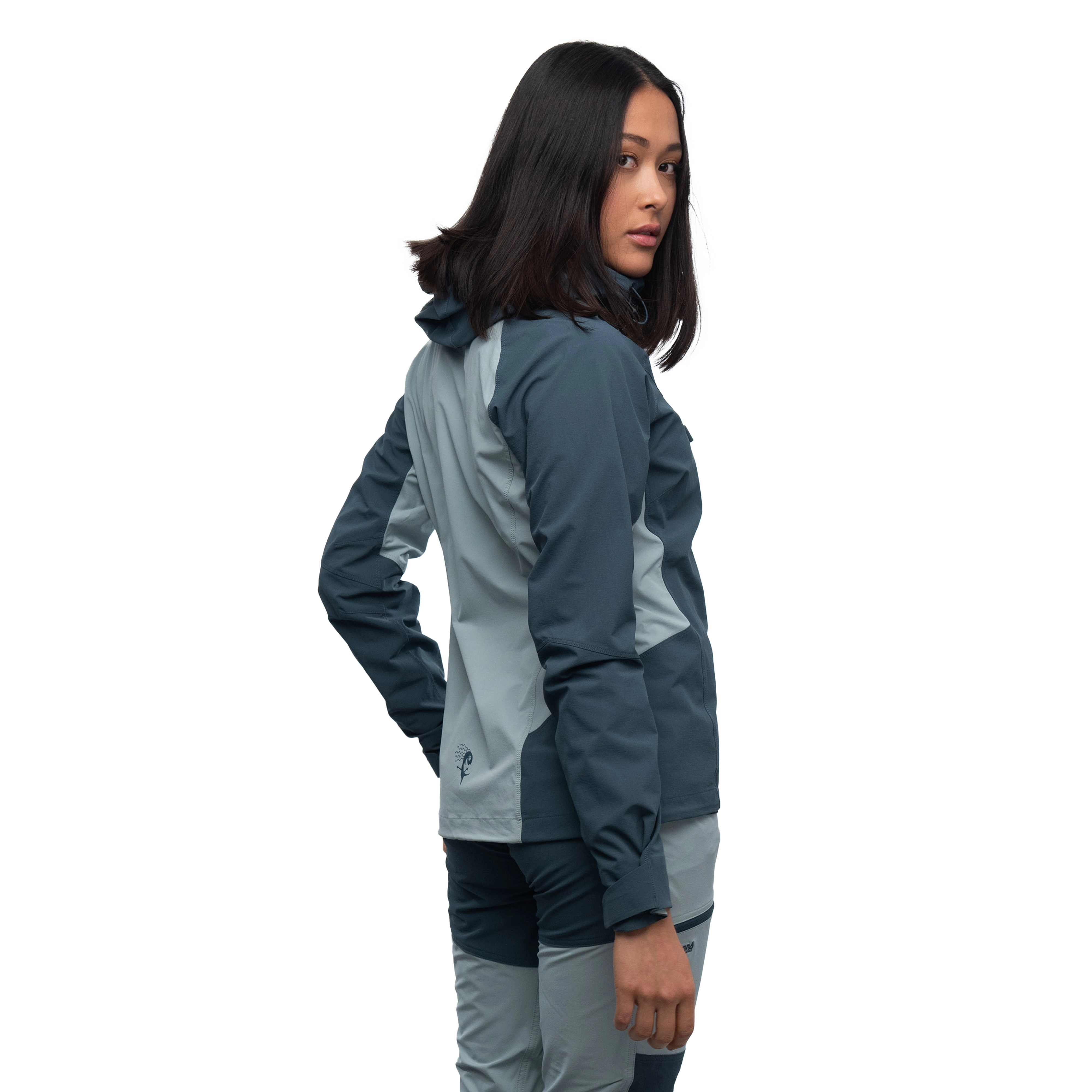 Cecilie Mountain Softshell Jacket