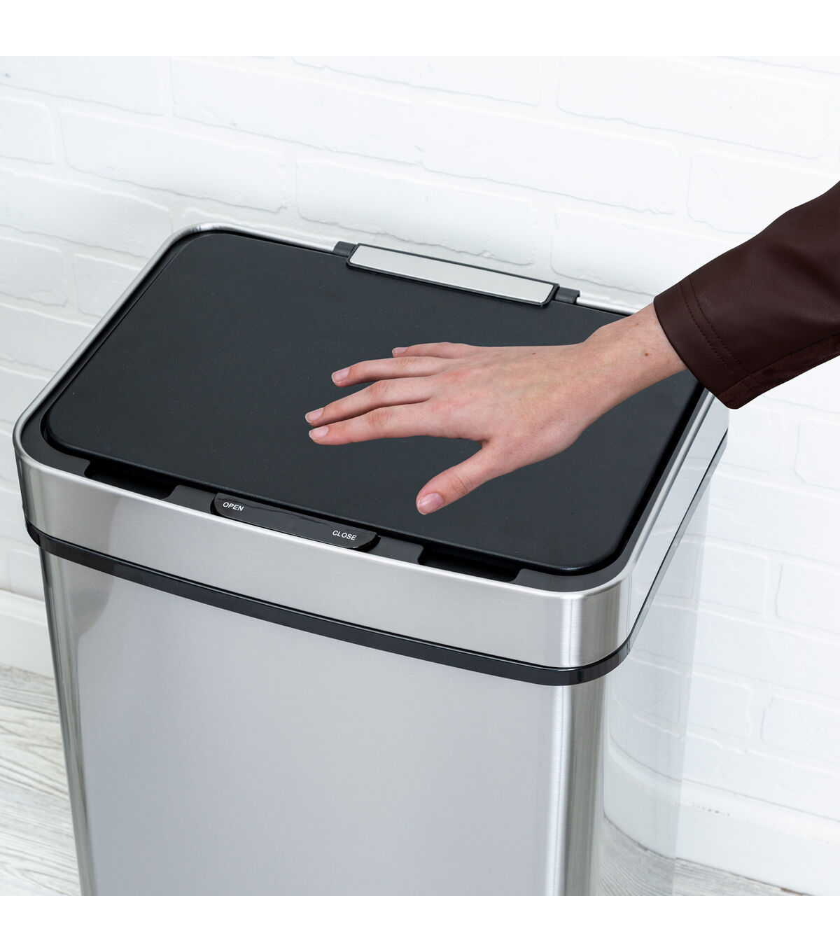 Honey Can Do 24 Silver Stainless Steel 50L Trash Can With Motion Sensor