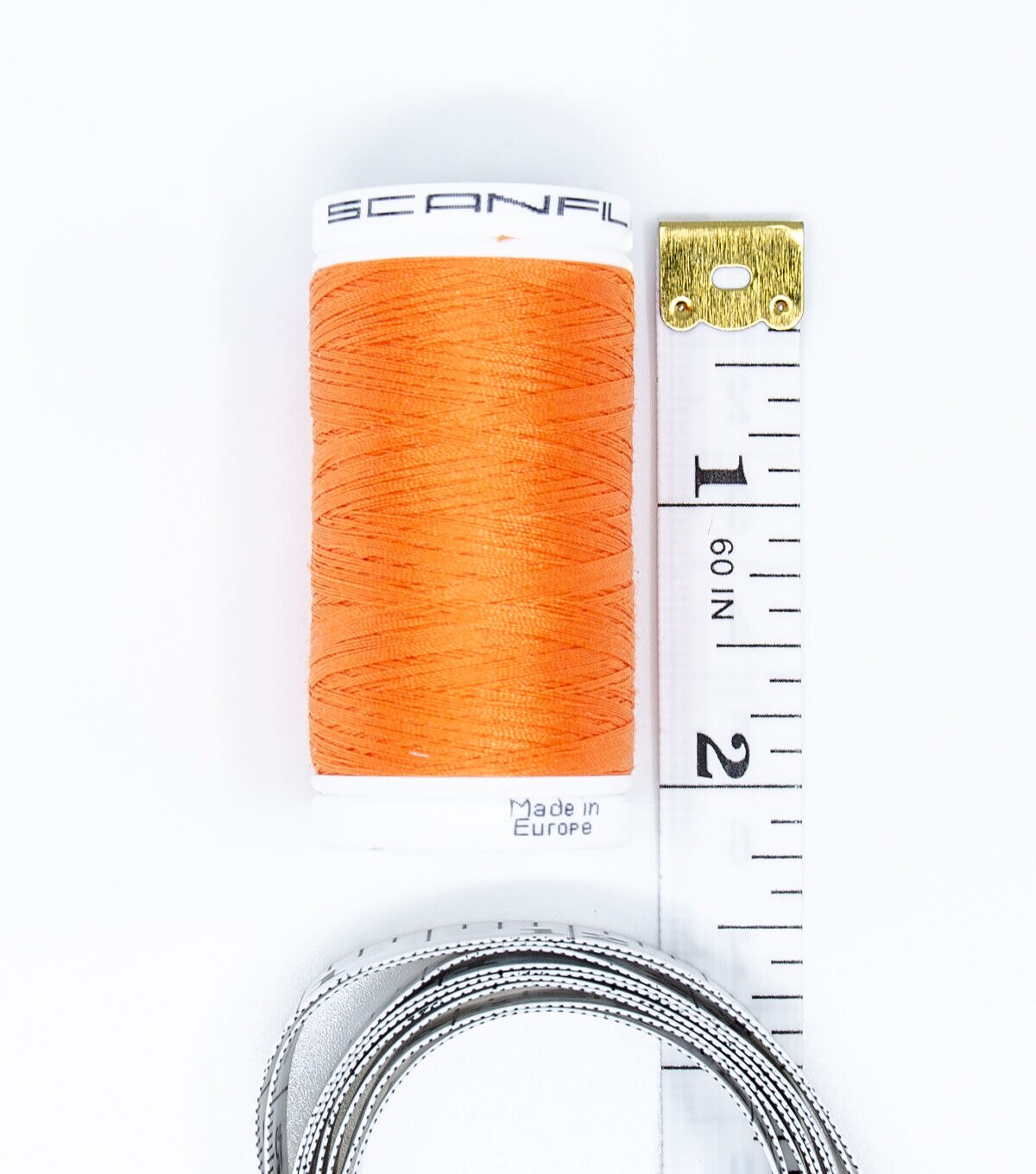 SCANFIL Premium Polyester No. 100 Thread 500 Yds 6ct and Box Costume