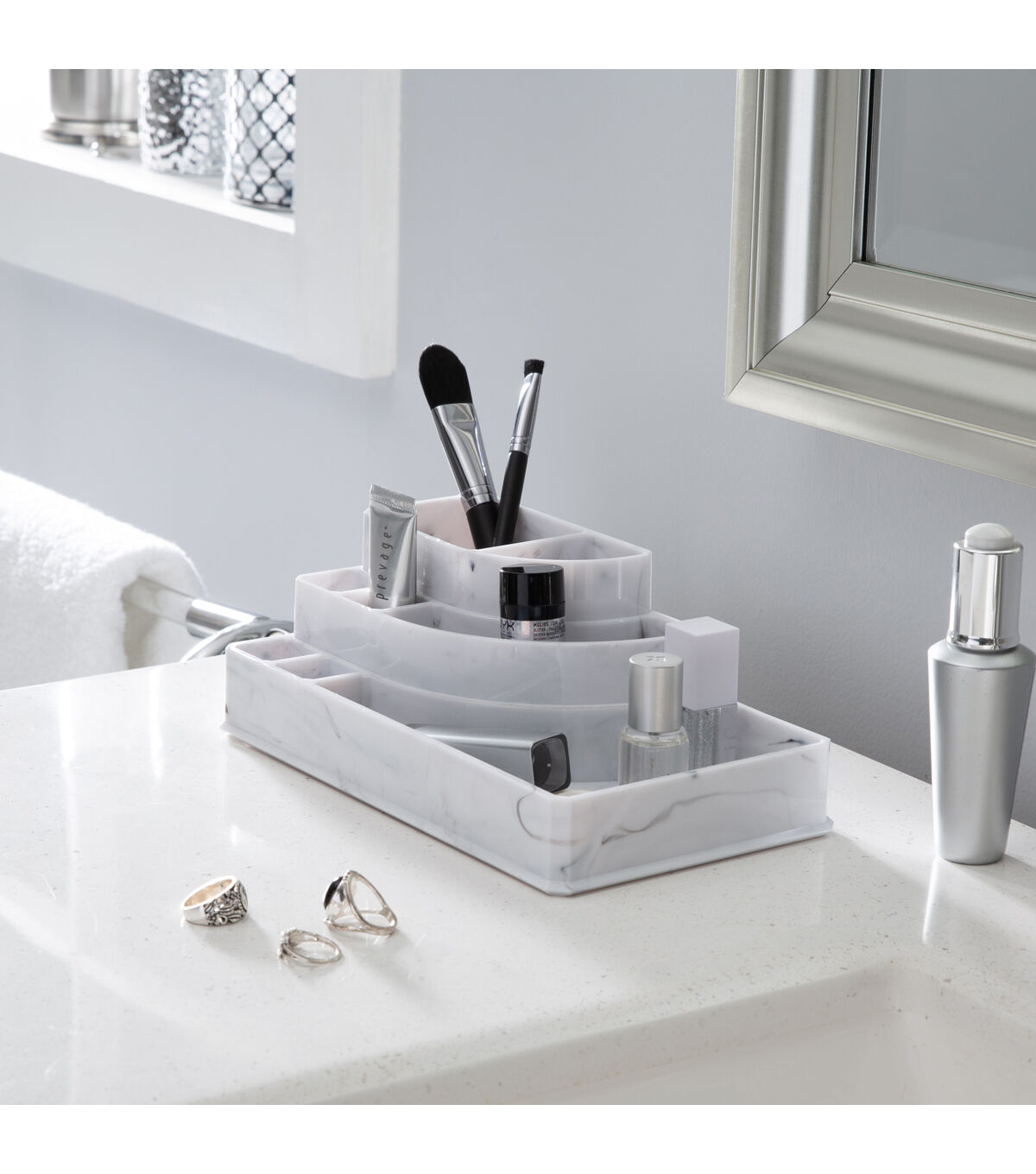 Simplify 9 Marble 8 Section Cosmetic & Jewelry Holder