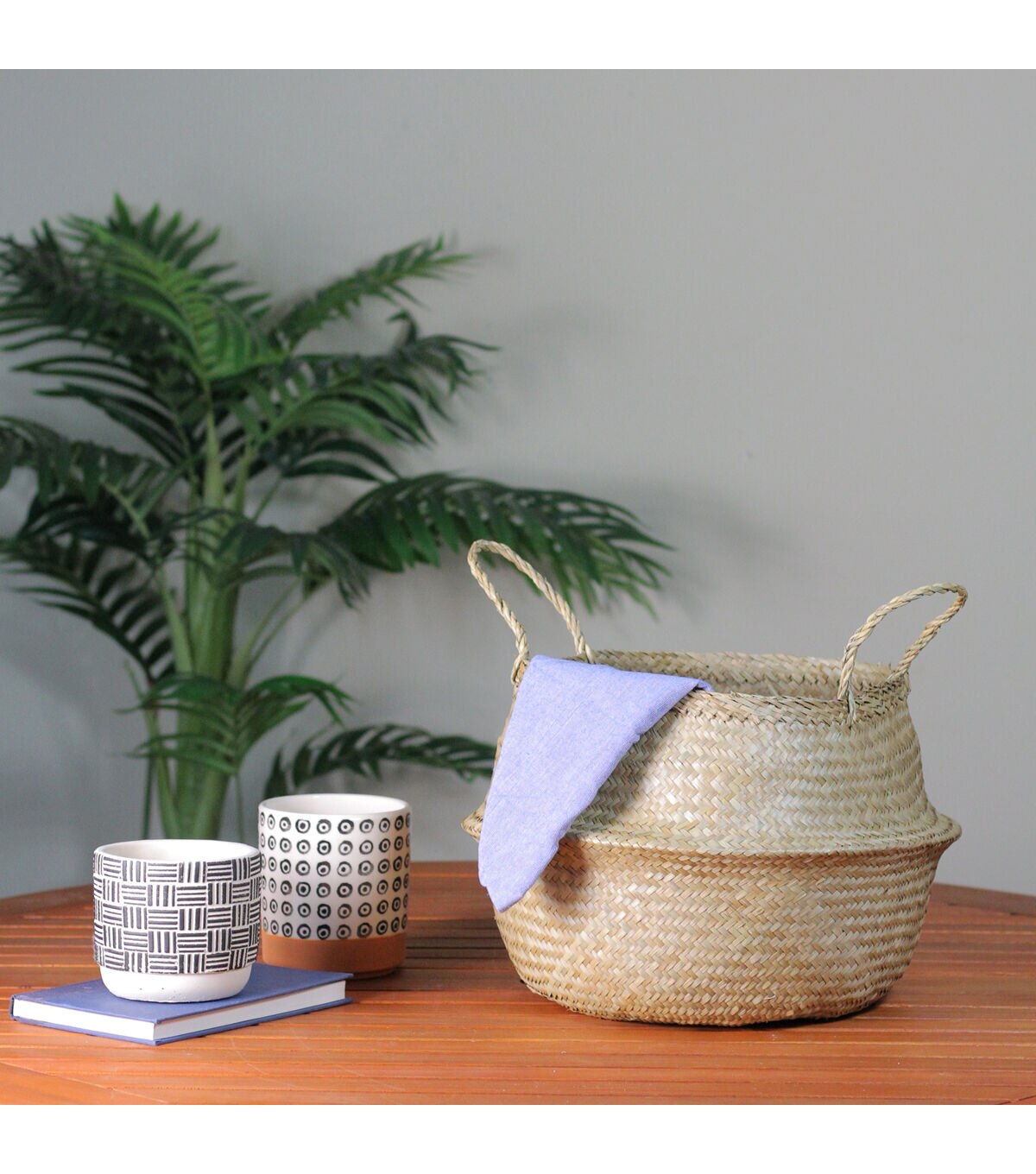 Northlight 15 Brown Seagrass Belly Wicker Basket With Handles