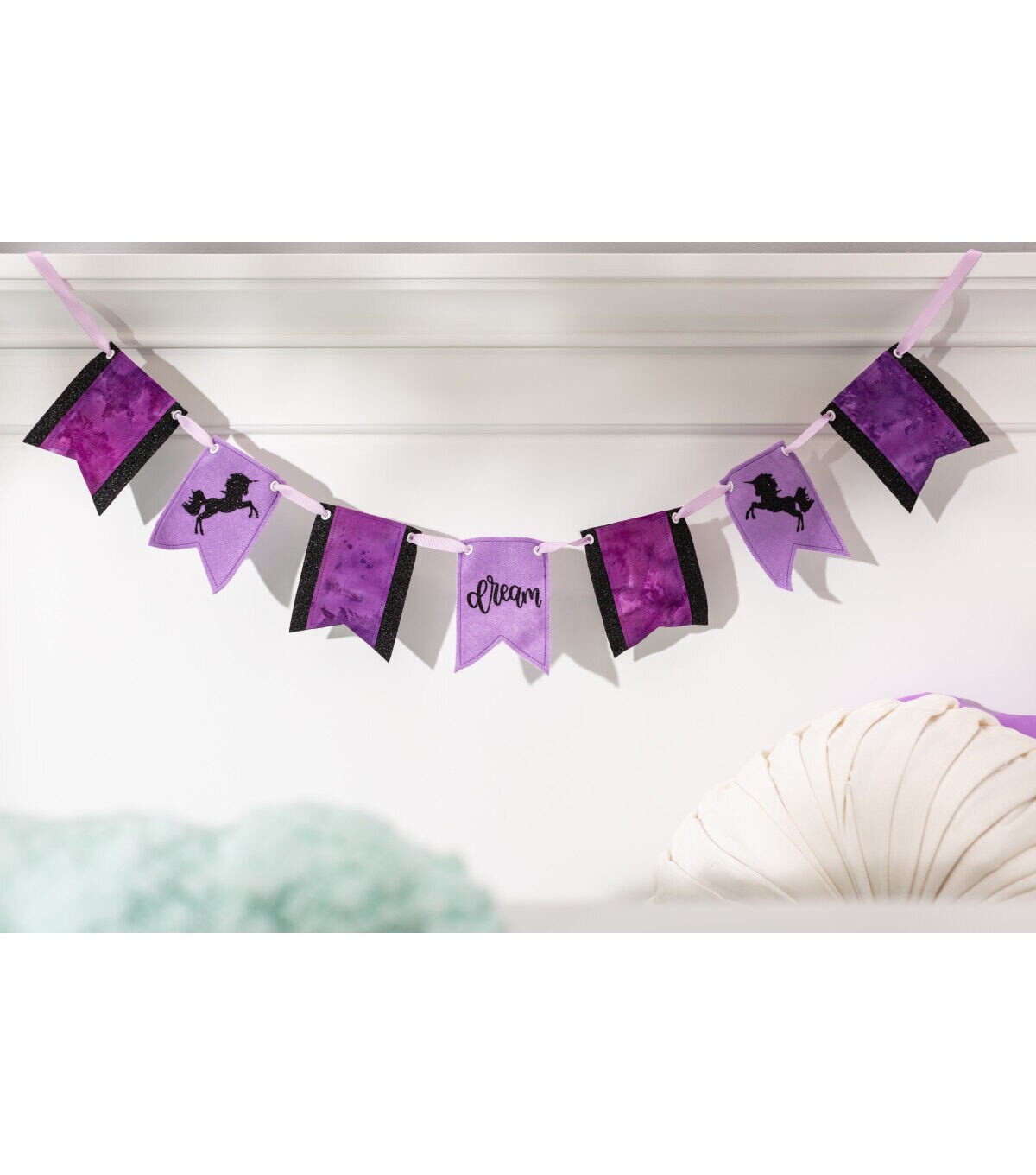 Cricut 13 x 3' Smart Iron On Glitter Heat Transfer Vinyl Roll