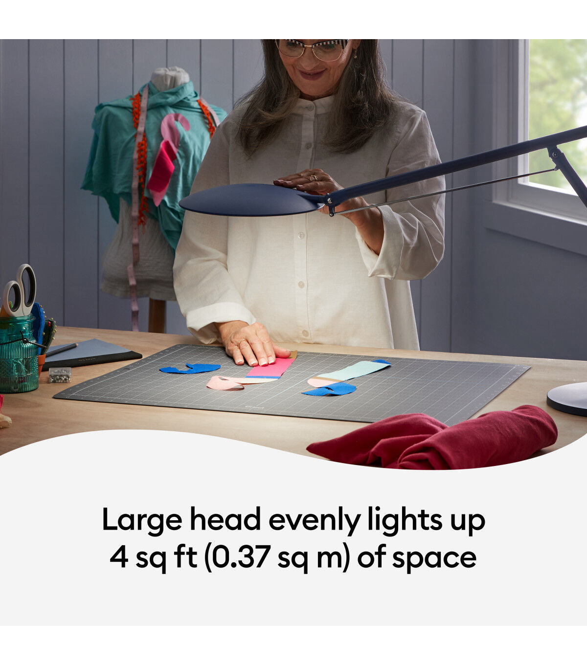 Cricut Bright 360 Ultimate LED Table Lamp - Indigo