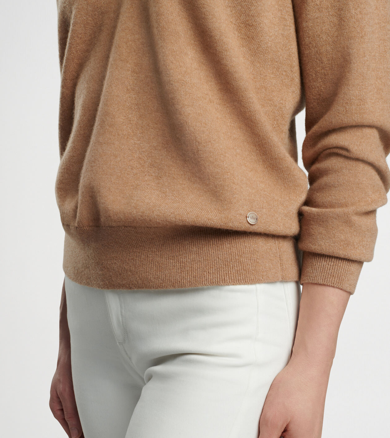 Women's Artisan Crafted Cashmere V-Neck Sweater