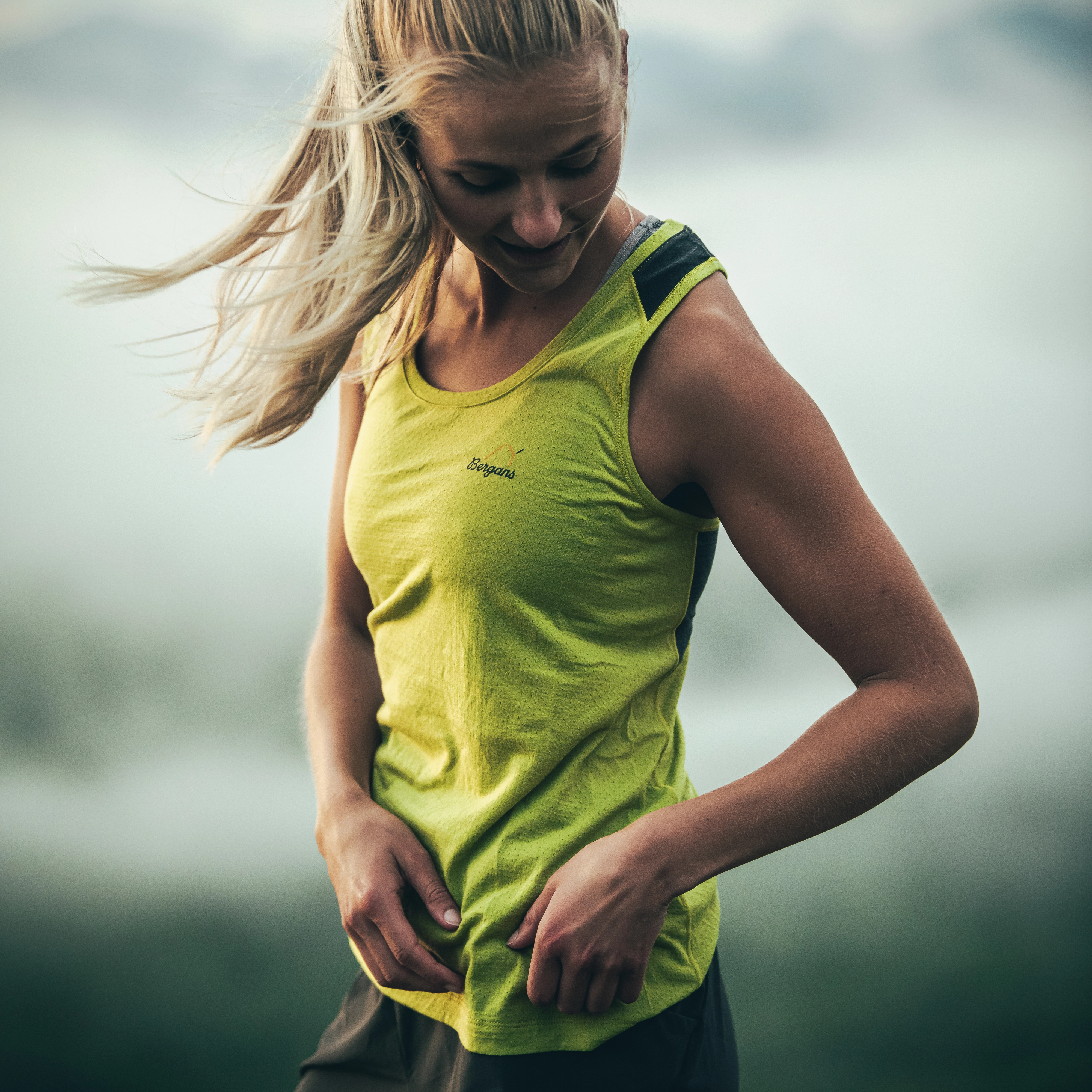 Y LightLine Merino Top Women