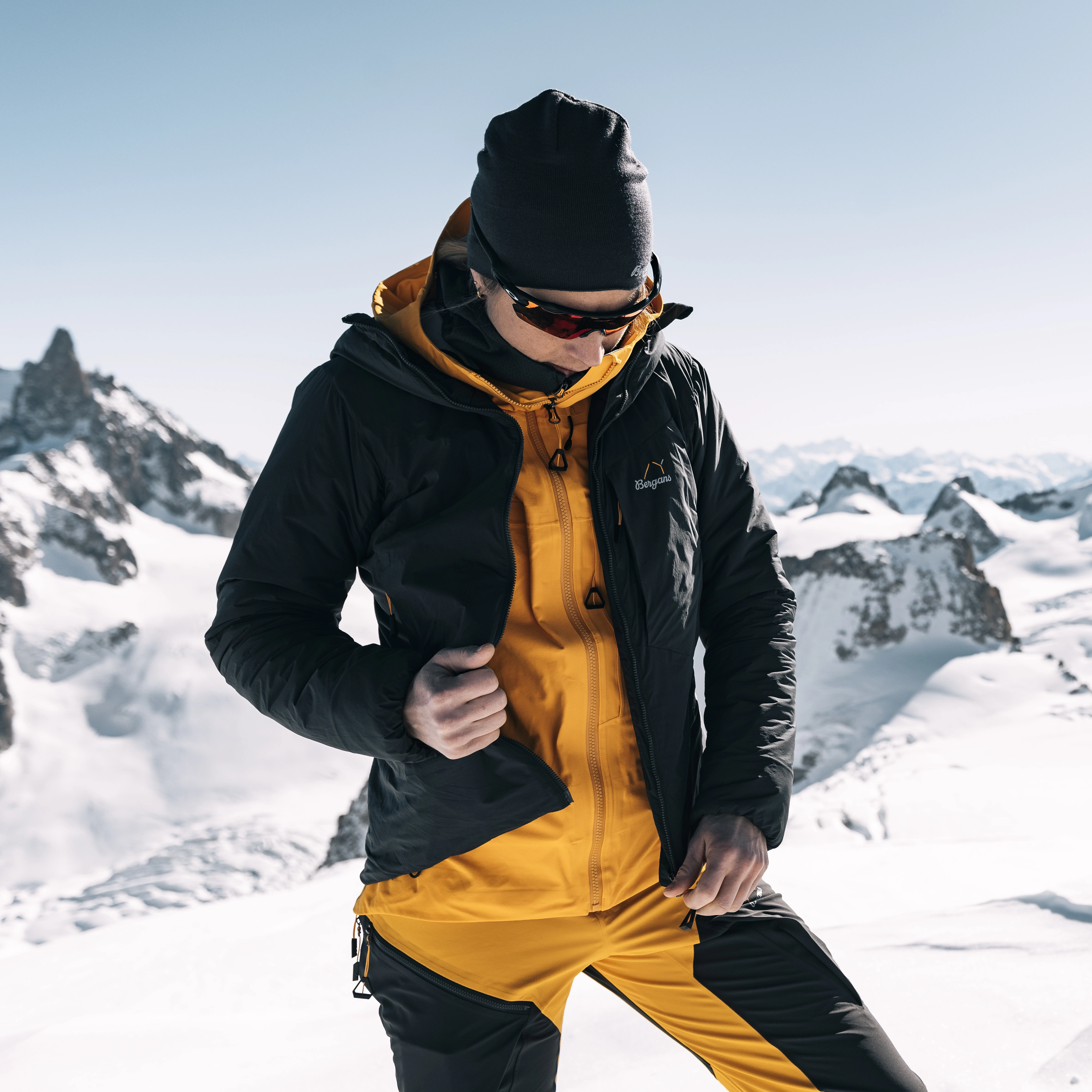 Y MountainLine Insulated Windbreaker Jacket Women