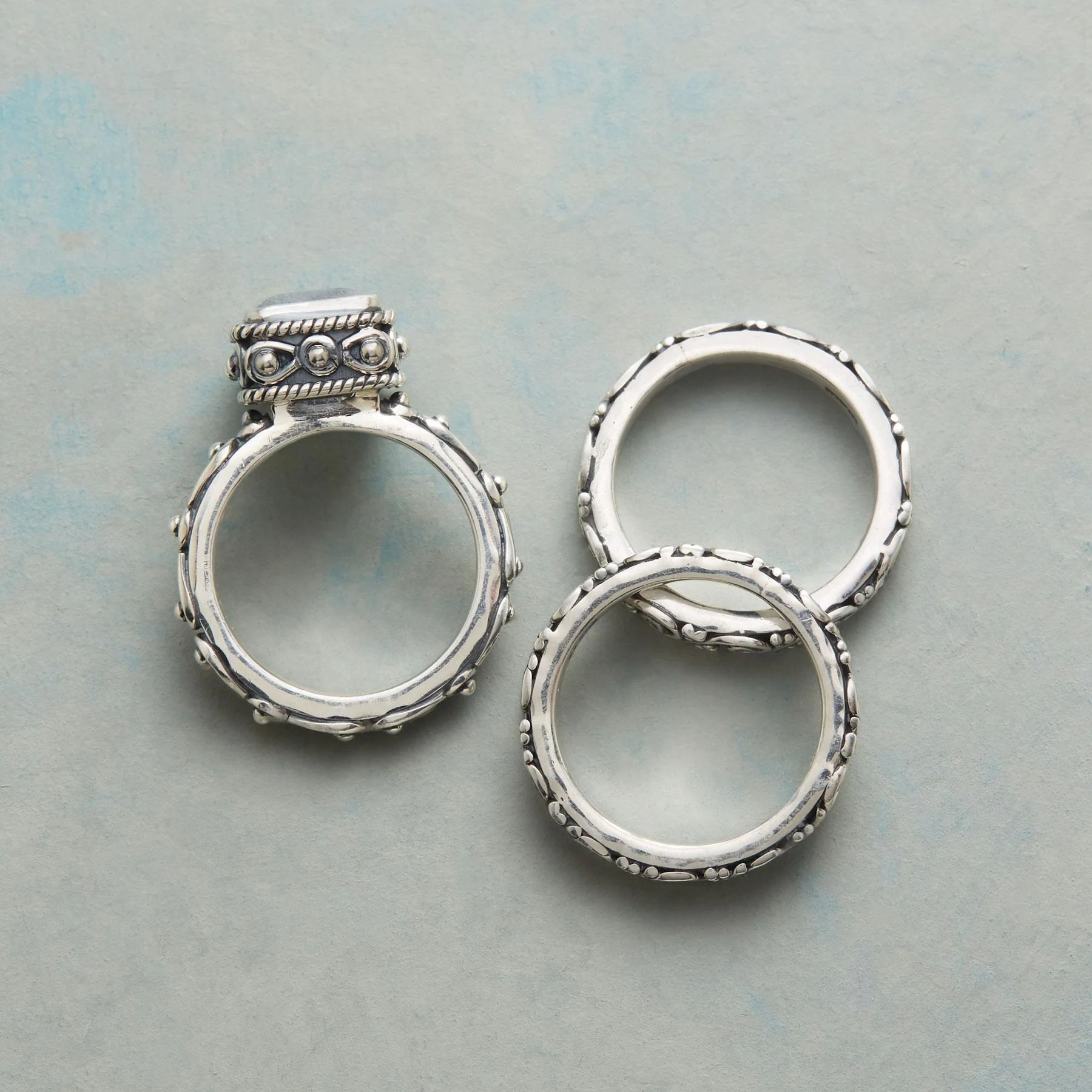 Gift Box Ring Trio