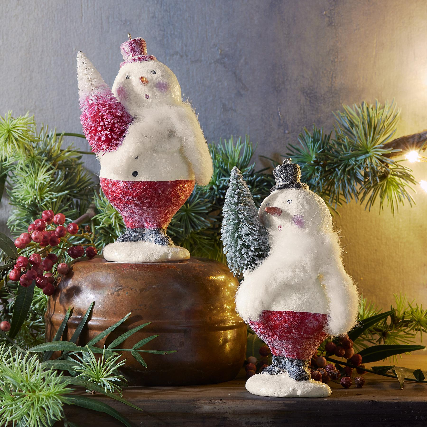 Tree-toting Snowmen Ornaments Set