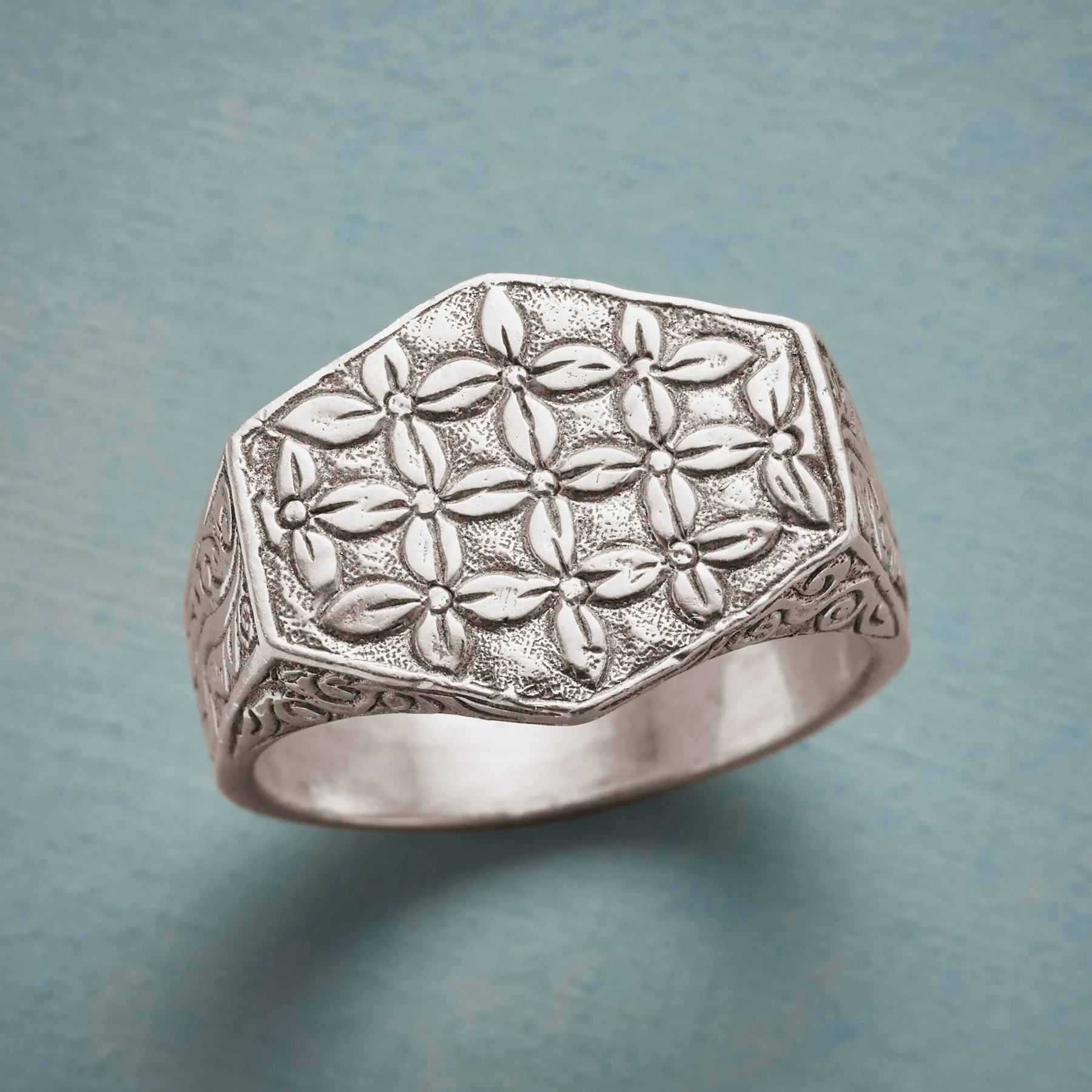 Tapestry Signet Ring