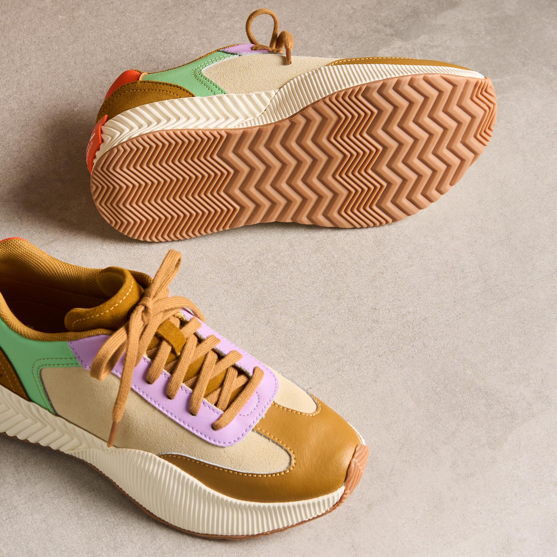 Ona Boulevard Sneaker