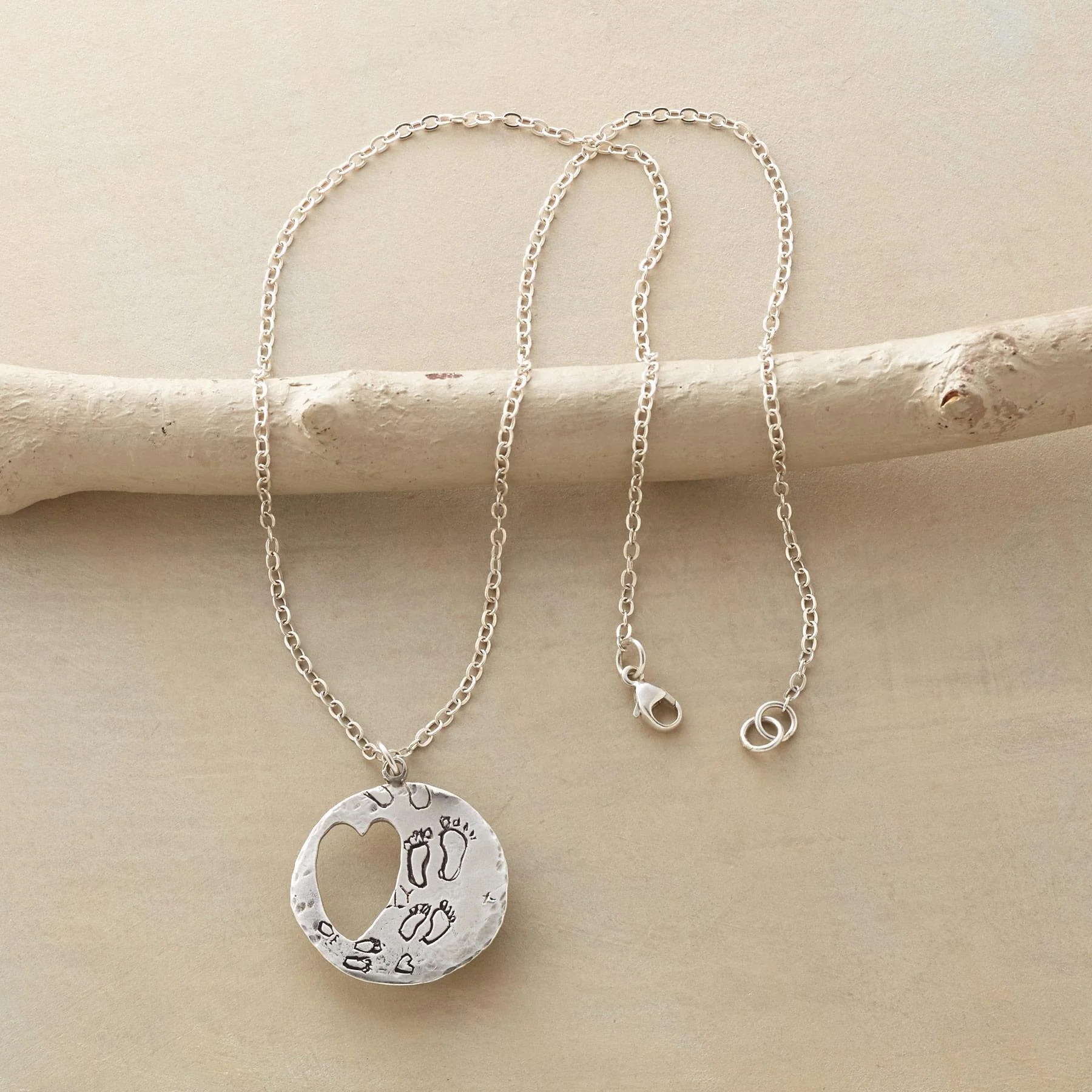 Everlasting Love Necklace