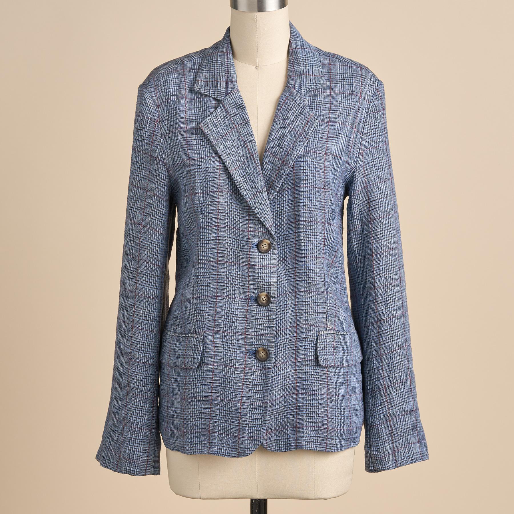 Eliot Blazer, Petite