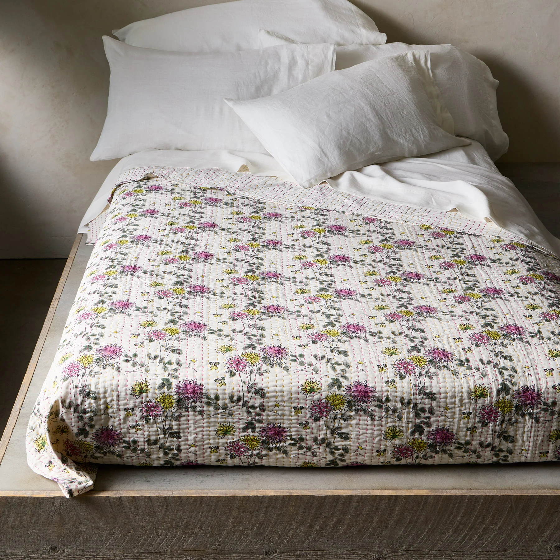 Bloom In Beauty Lightweight Quilt