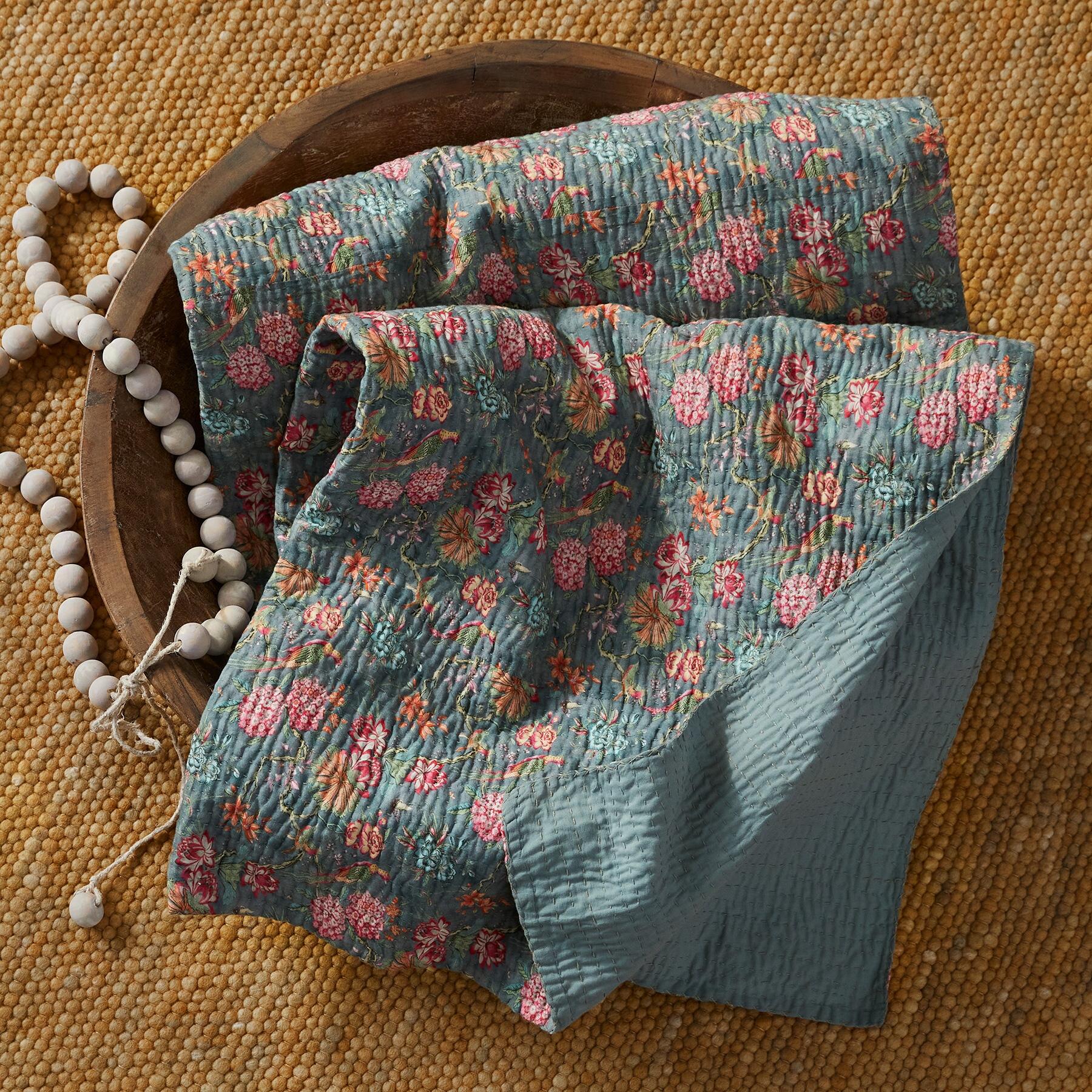 Lainey Lightweight Quilt