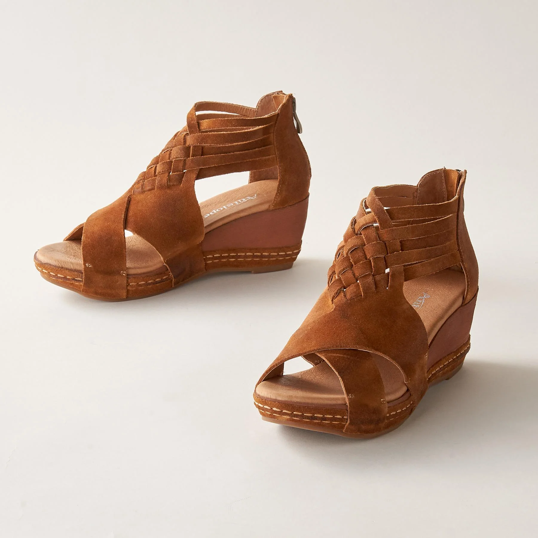 Rowena Wedges