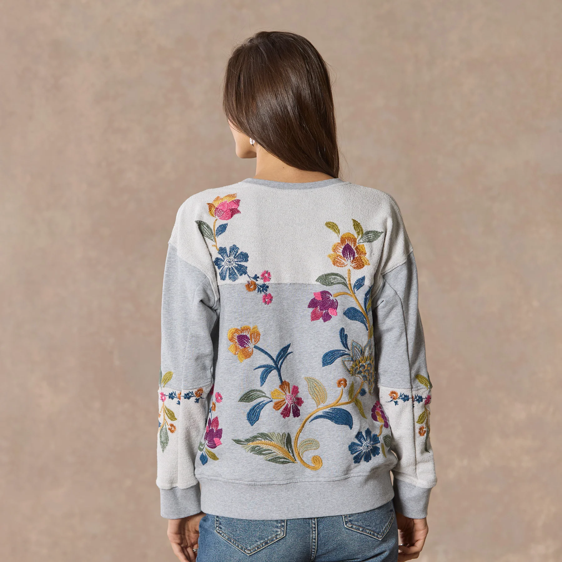 Vanessa Relaxed Sweatshirt