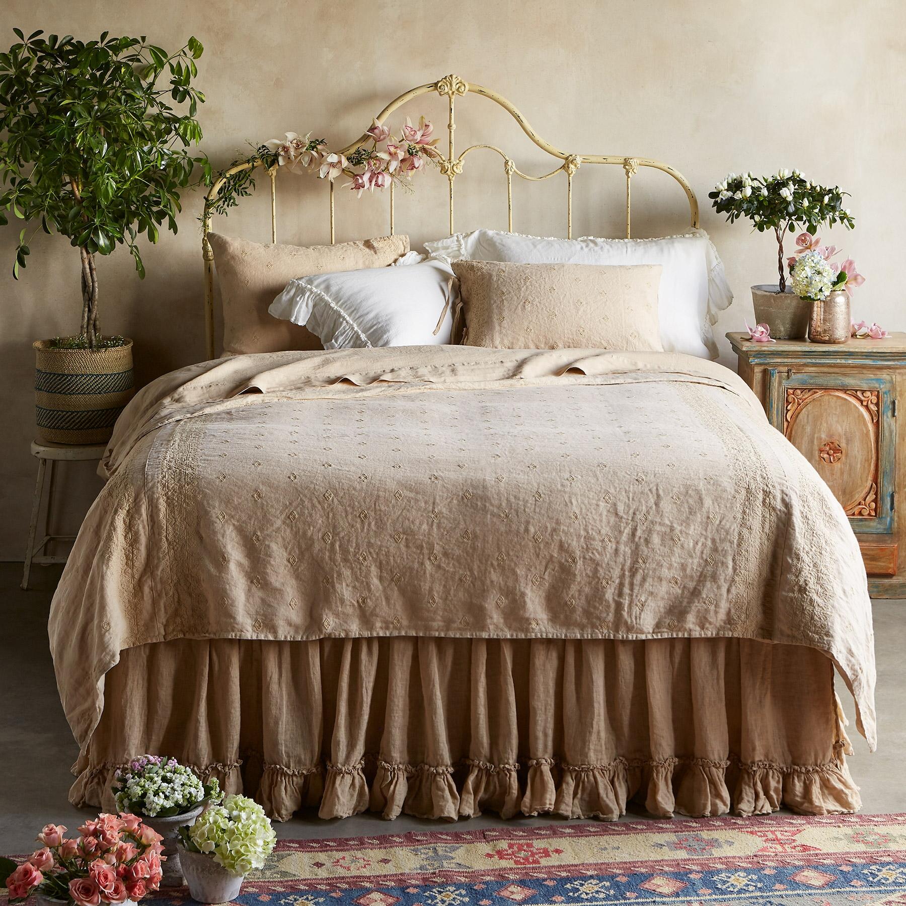 Gossamer Linen Embroidery Duvet
