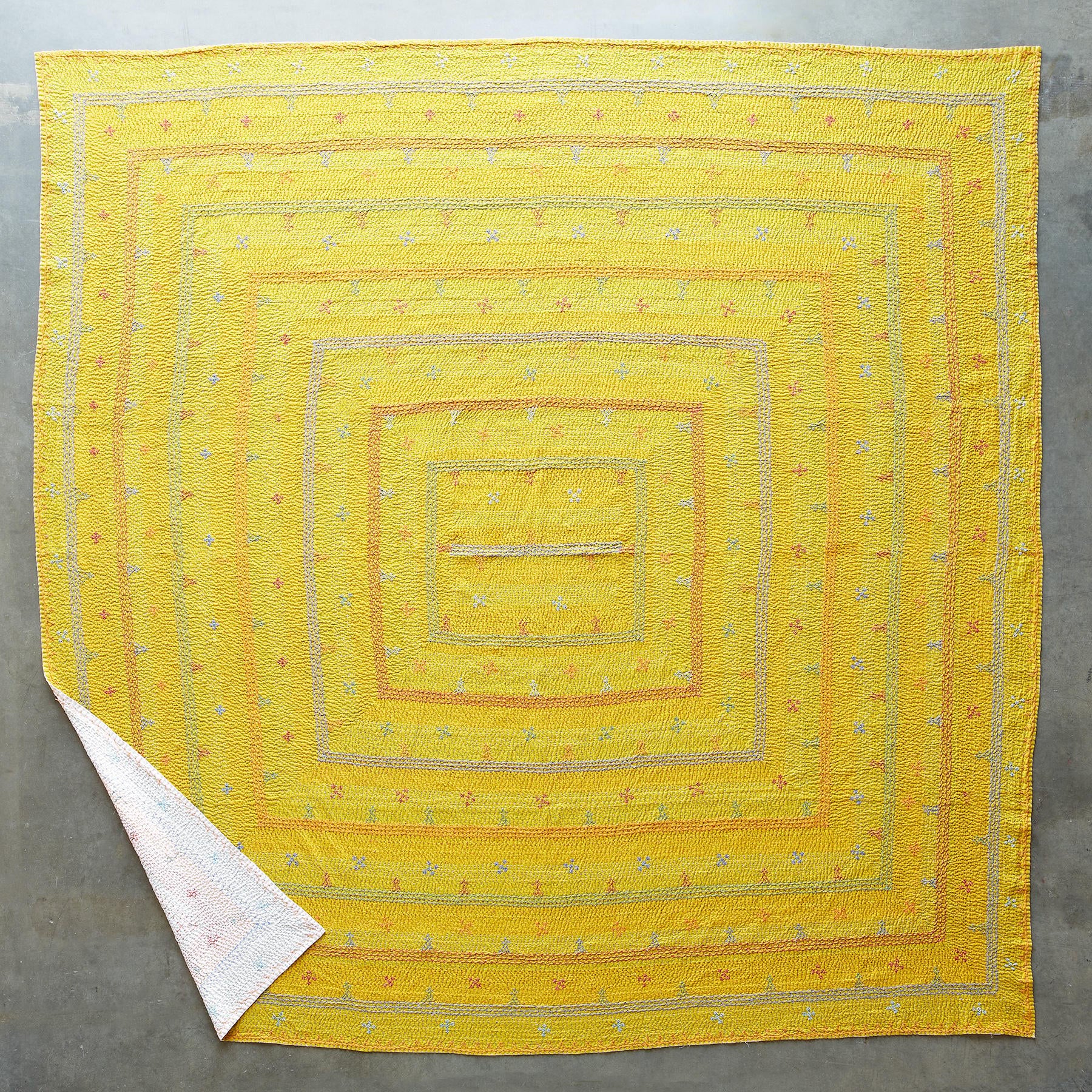 Dulcina Lightweight Quilt