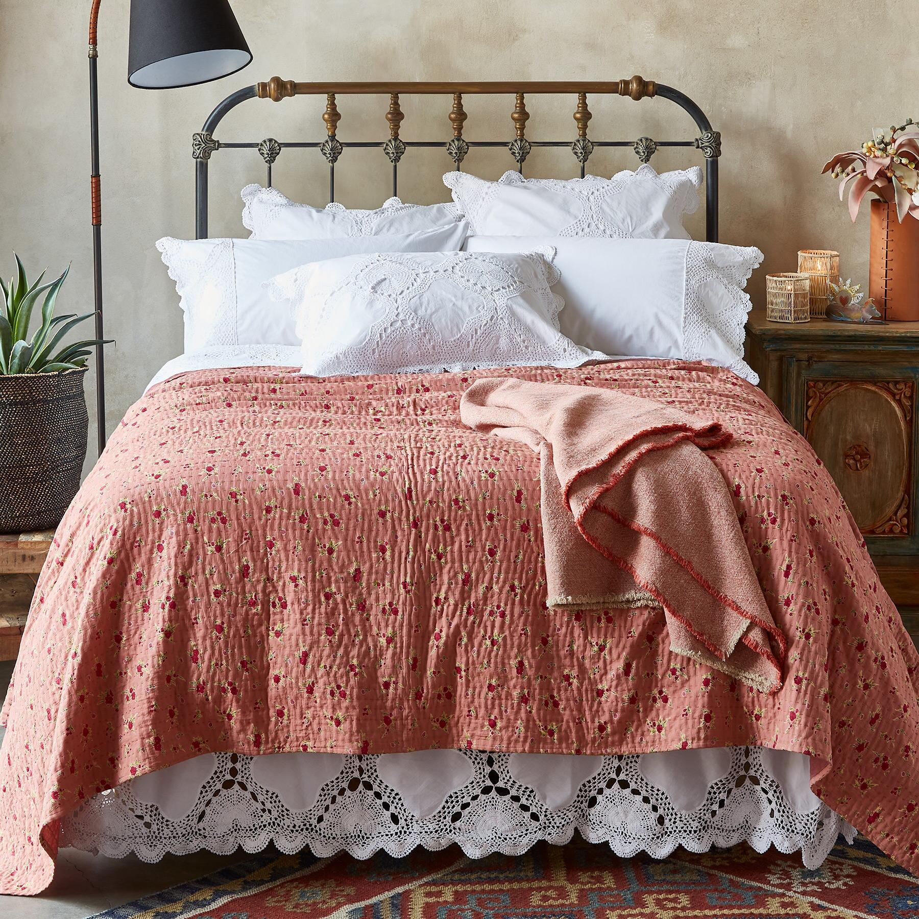 Willa Lightweight Quilt