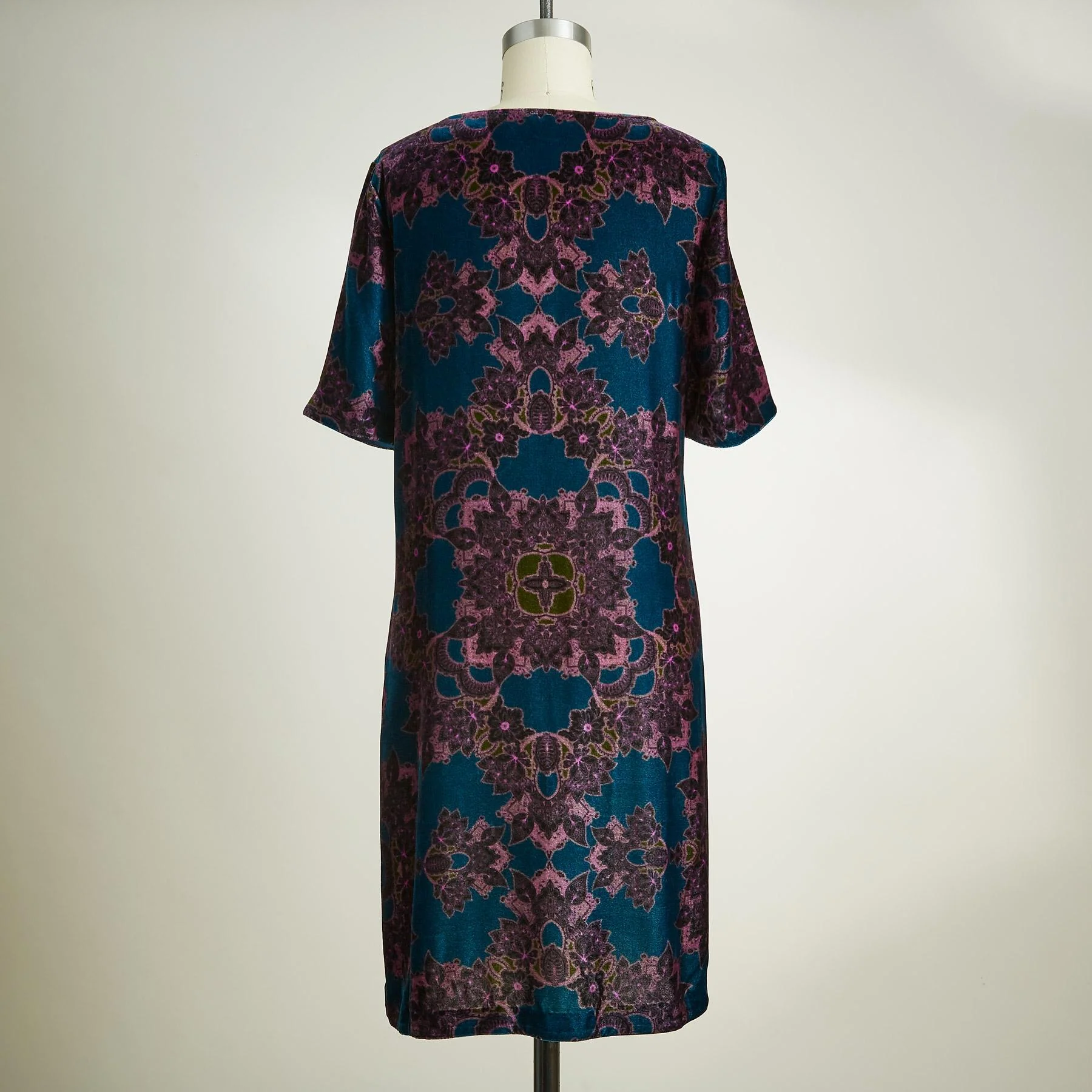 Nomi Velvet Dress Petite