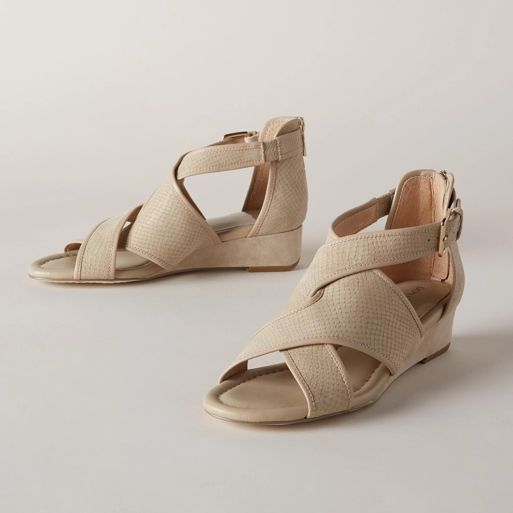 Vivi Sandals