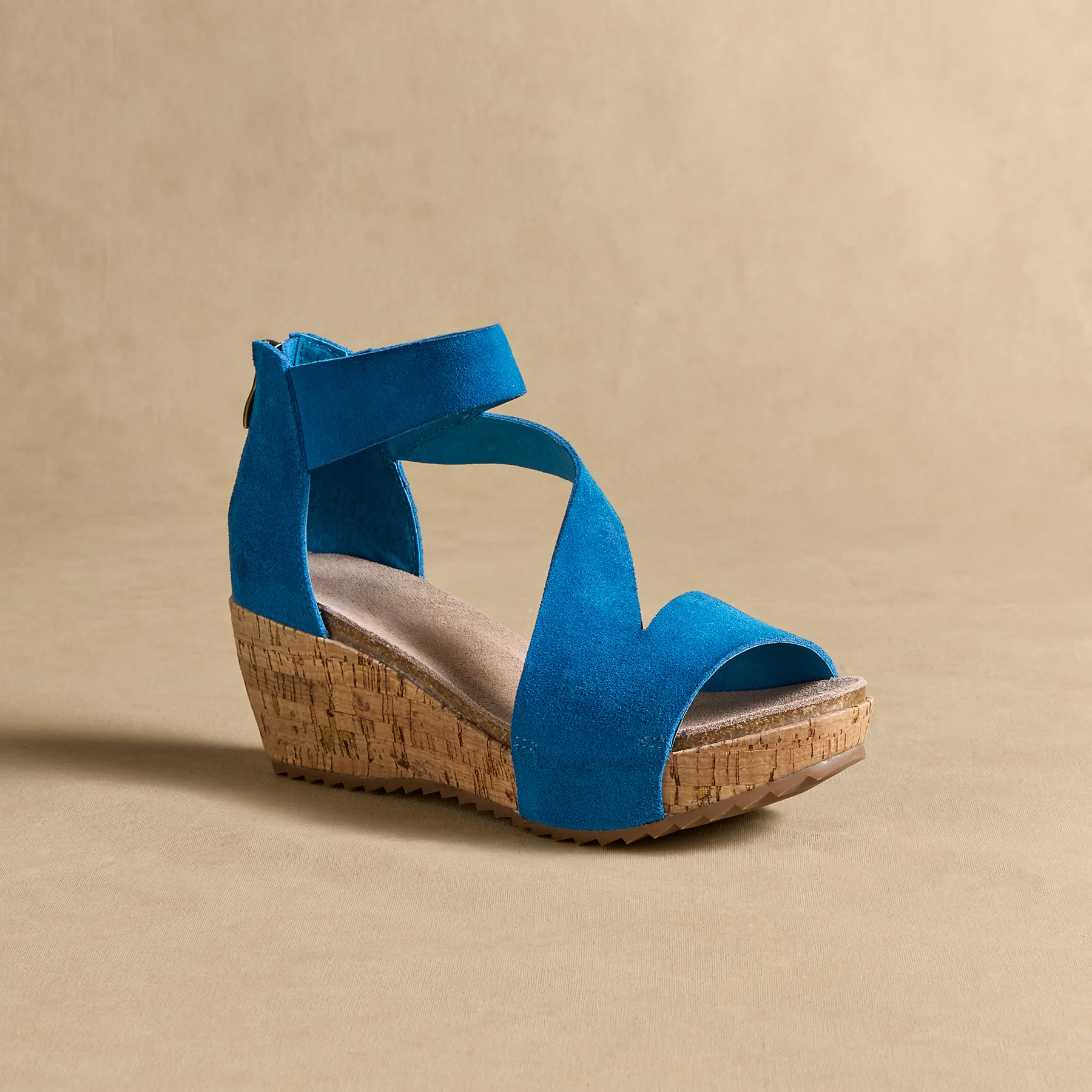 Davi Wedge Sandals
