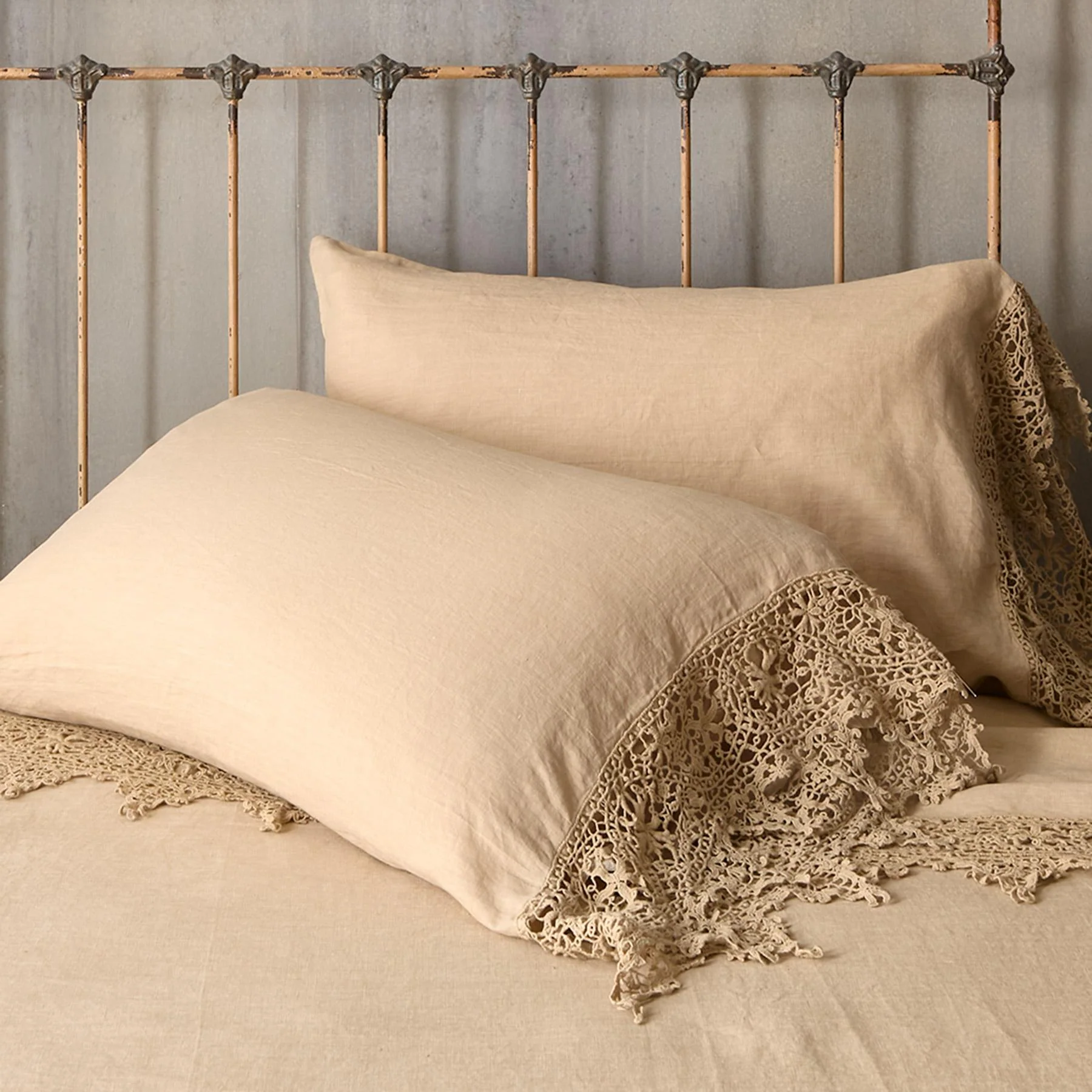 Gossamer Linen Lace Pillowcase