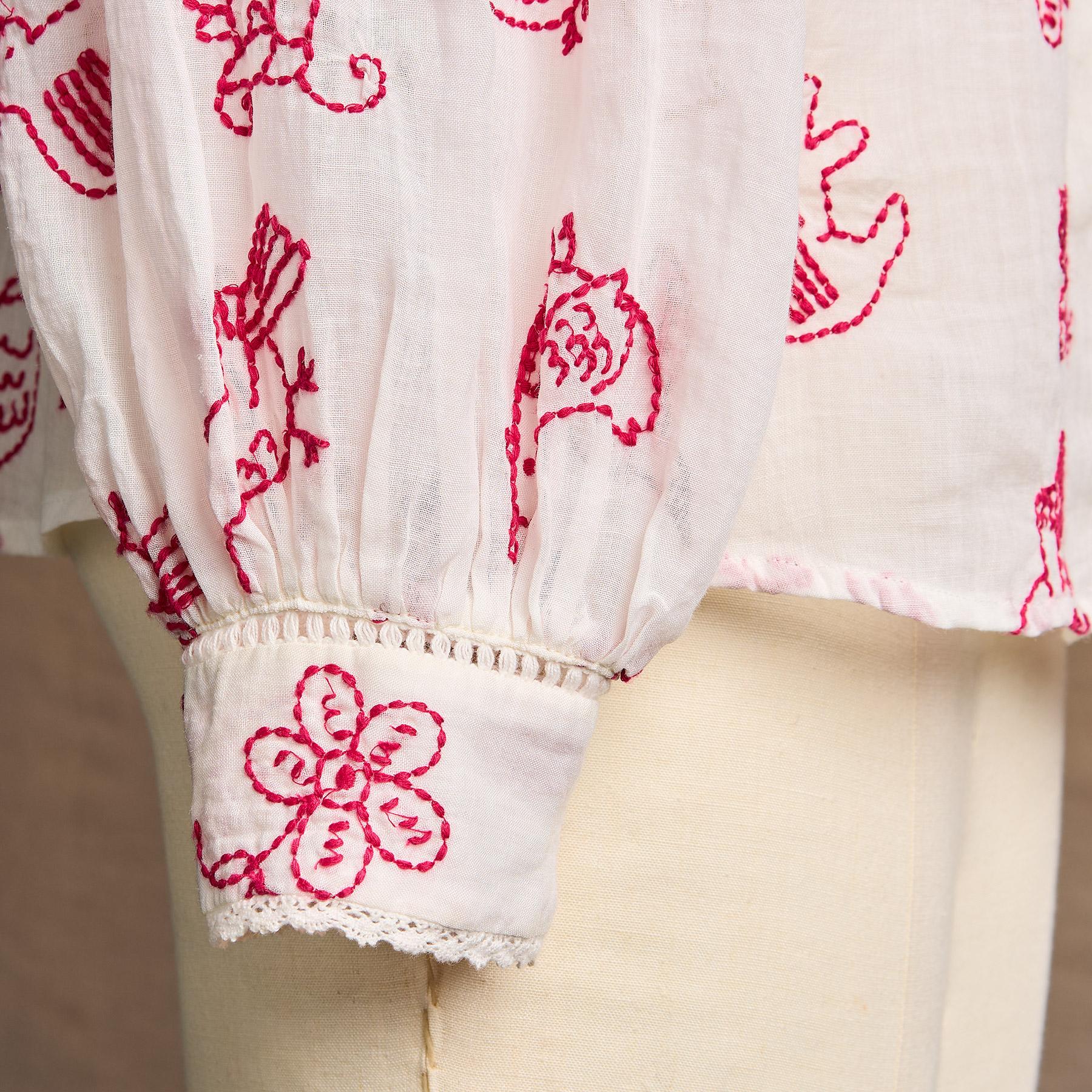 Wind Rivers Embroidered Top