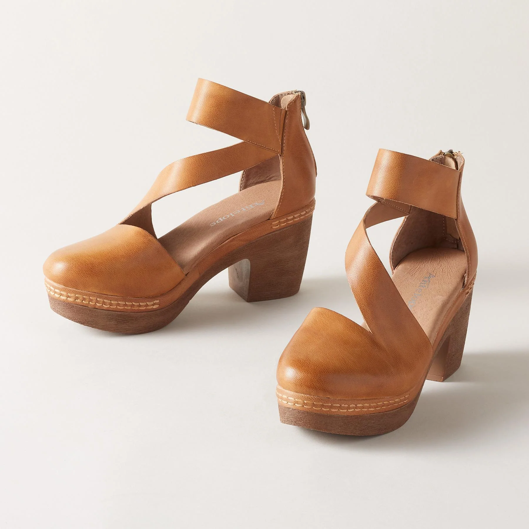 Ocelia Clogs