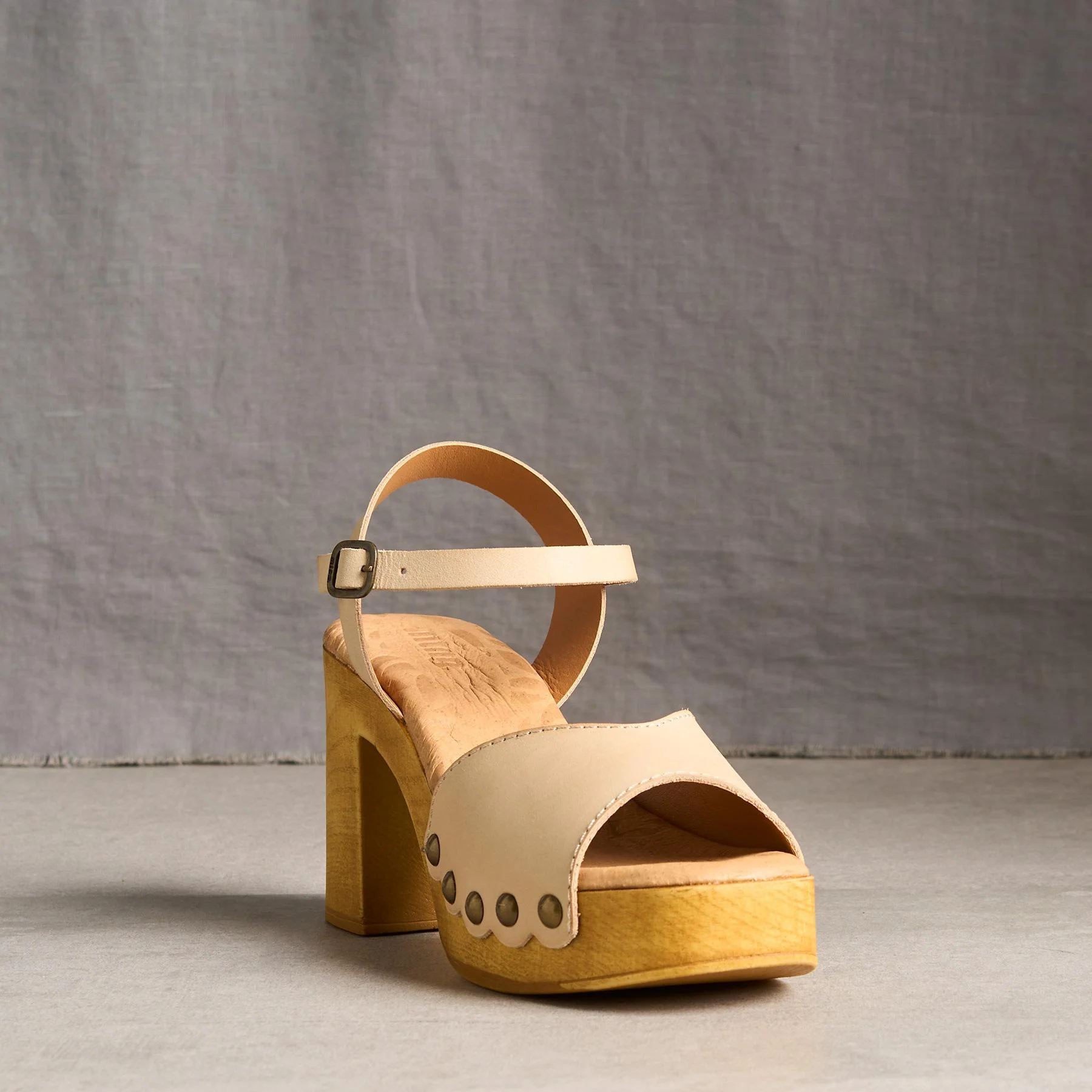 Buttercup Scalloped Sandals