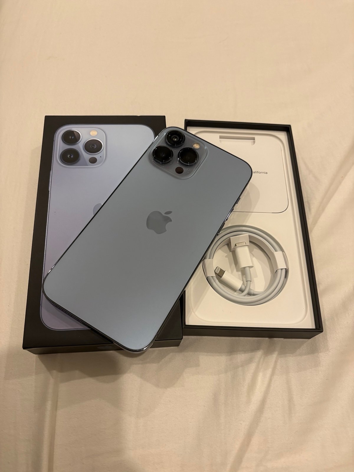 Apple iPhone 13 Pro Max 128GB UNLOCKED 9R89 - Xoxmos